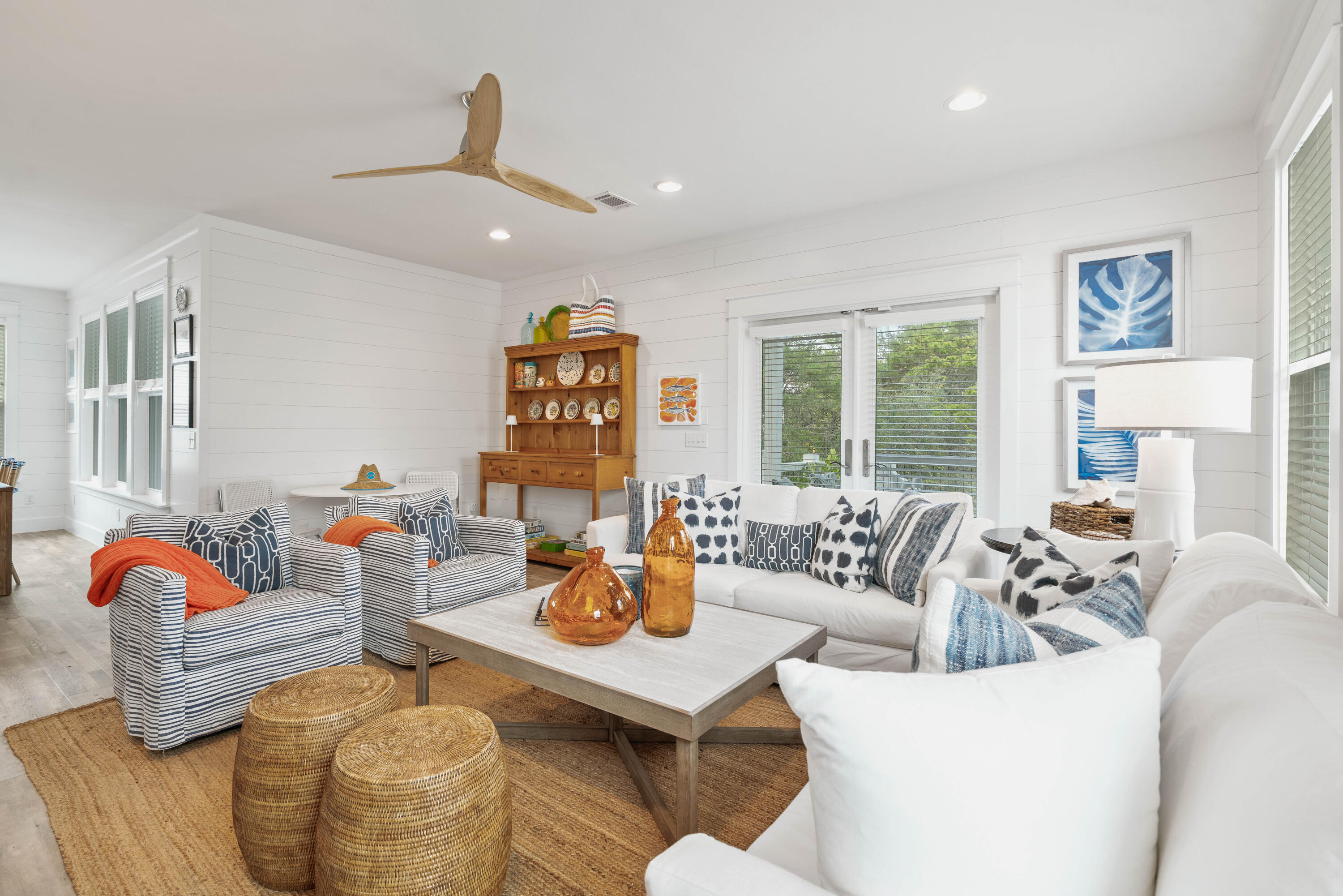 SEABREEZE - Residential