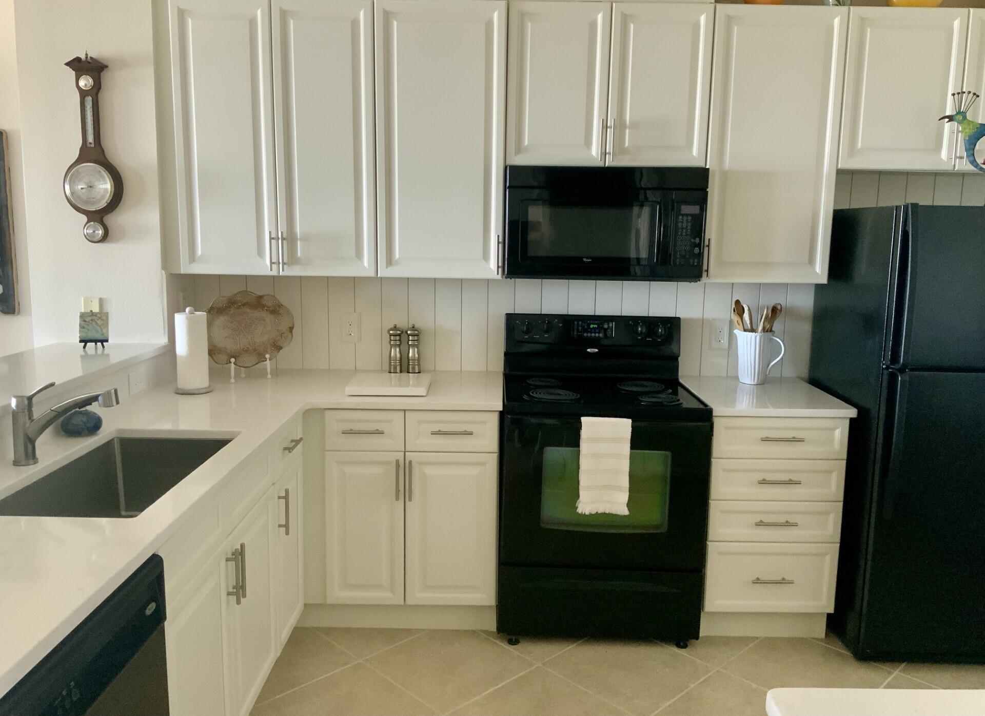 HARBOR LANDING - Residential