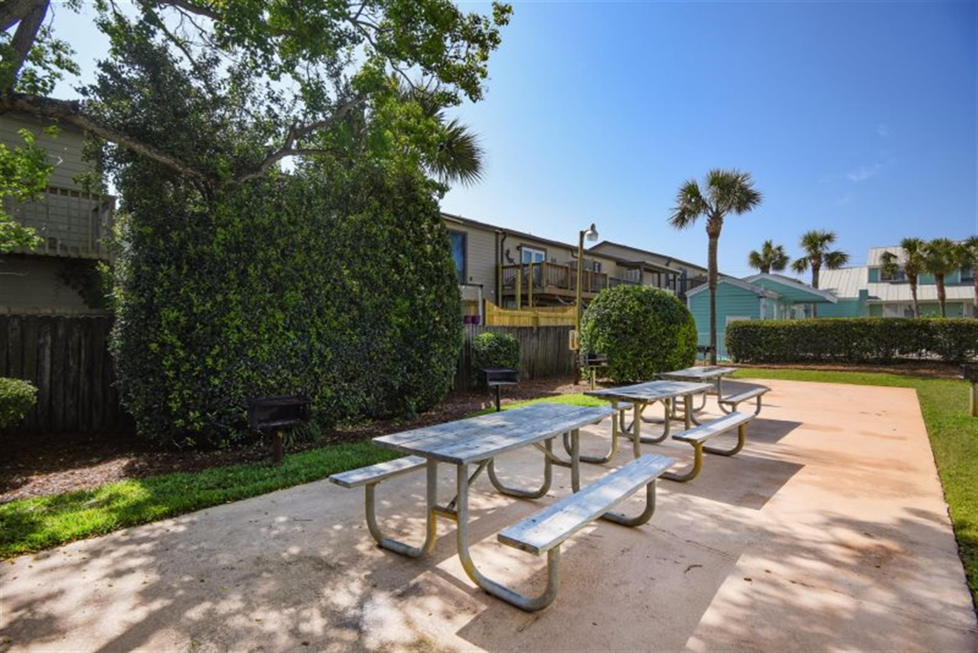 SEA CABINS T/H - Residential