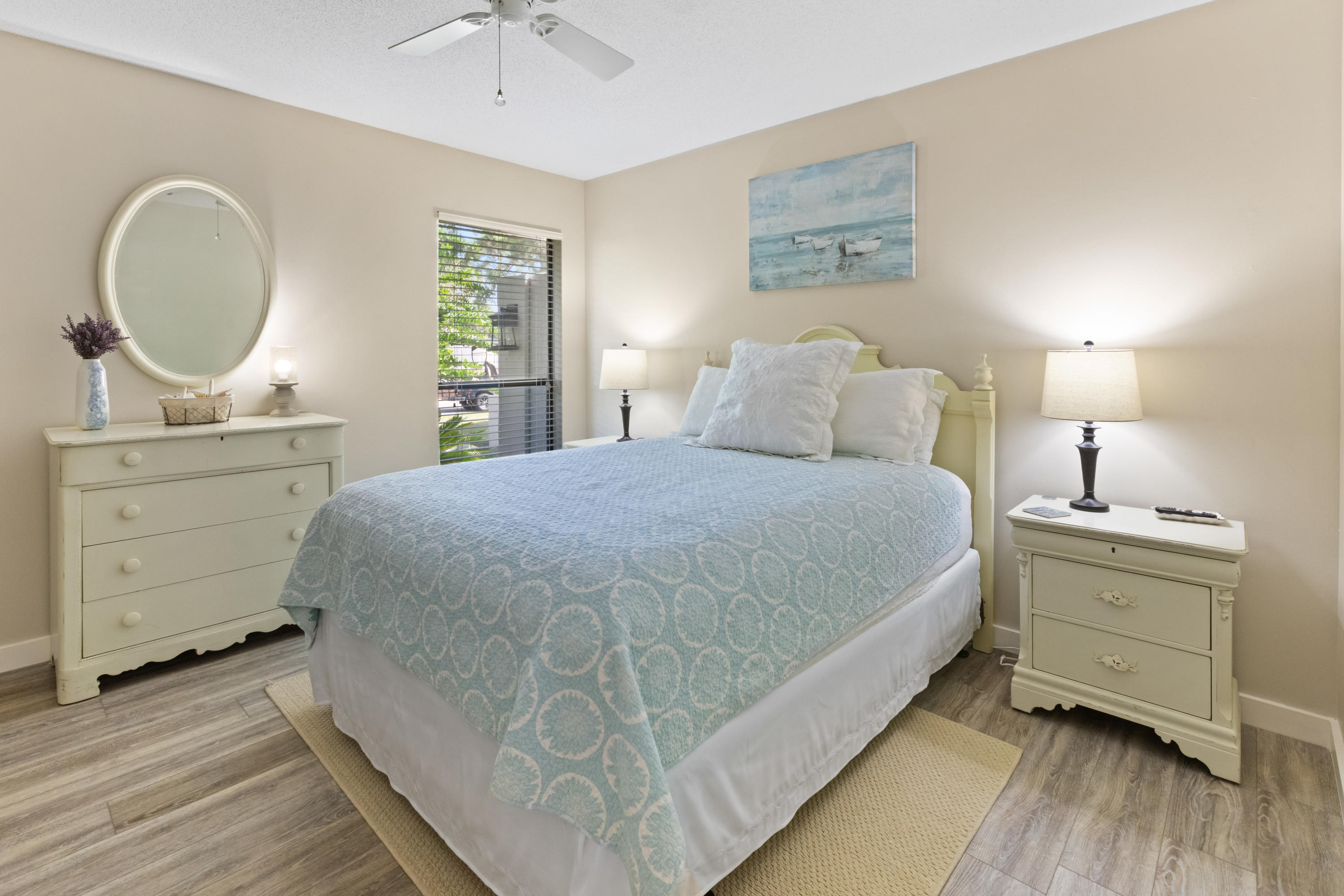 LINKSIDE VILLAGE UNIT 1 - Residential