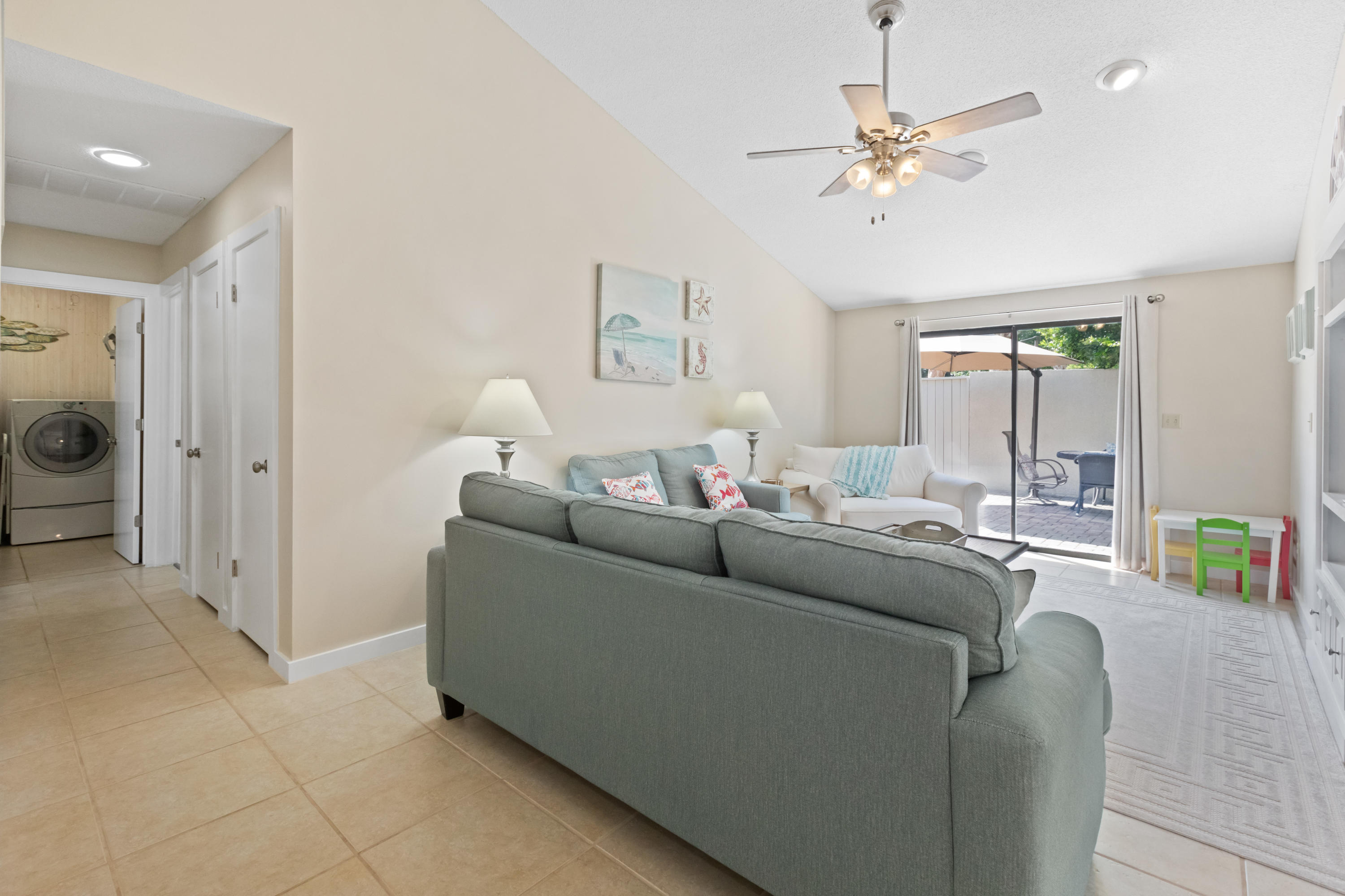 LINKSIDE VILLAGE UNIT 1 - Residential