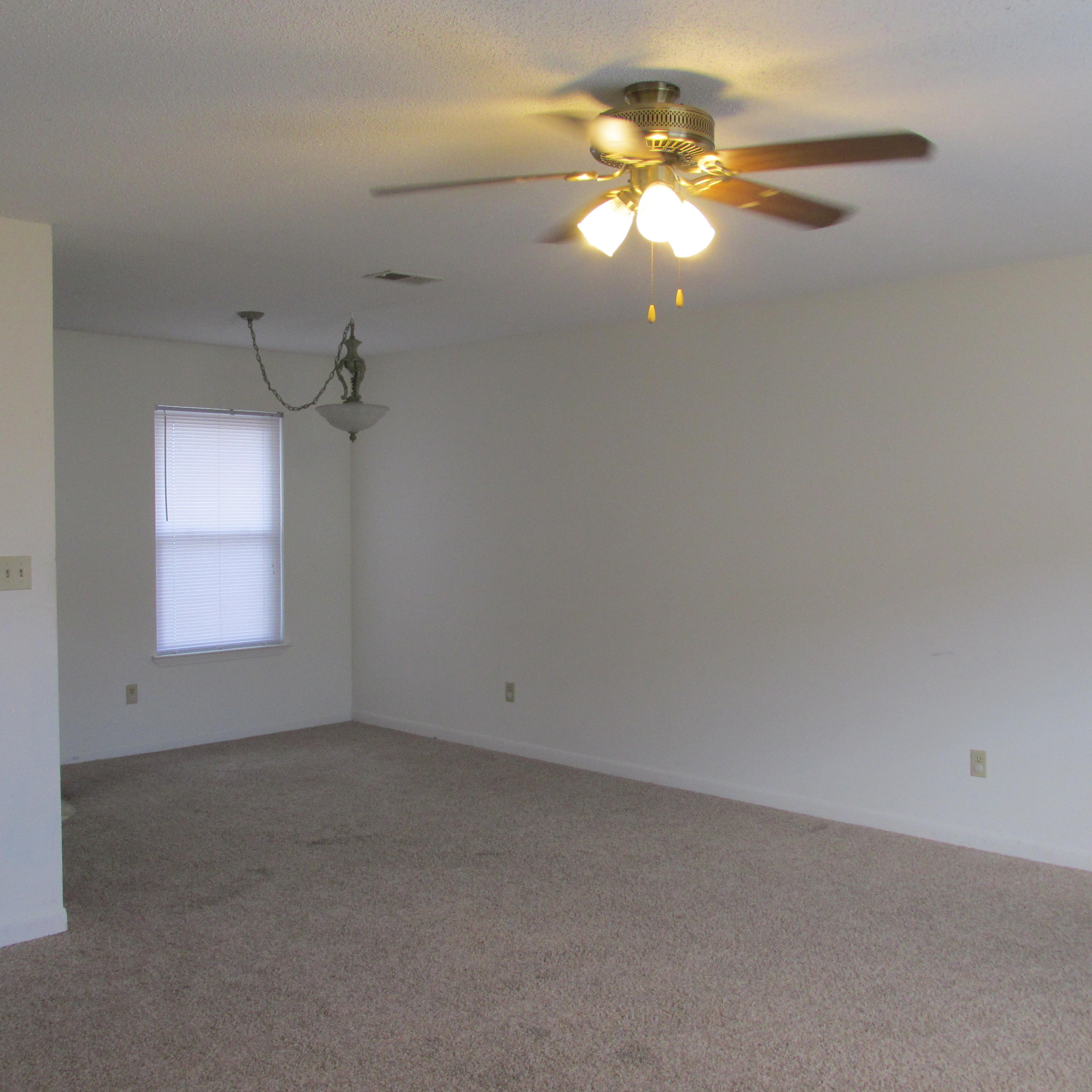 ISLAND MARK - Residential Lease