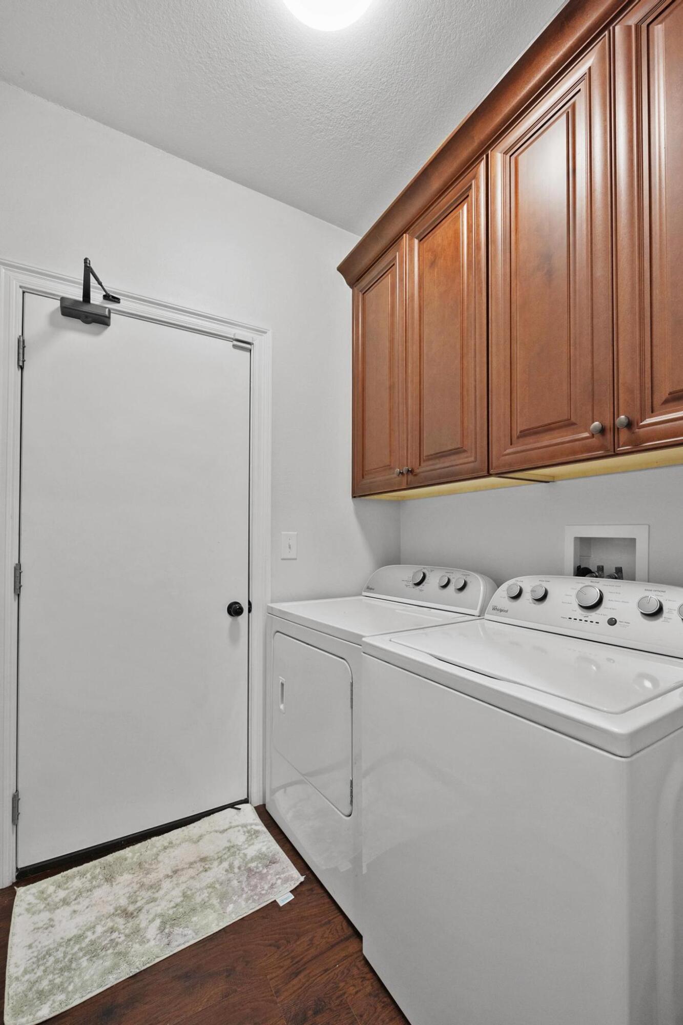 The Overlook at Chestnut Ridge - Residential