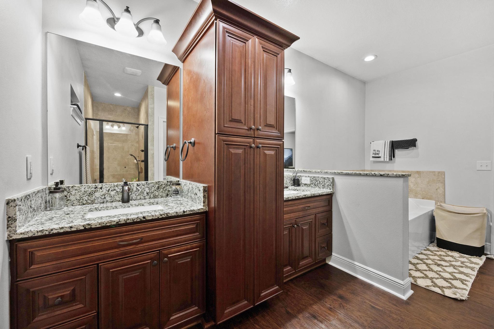 The Overlook at Chestnut Ridge - Residential