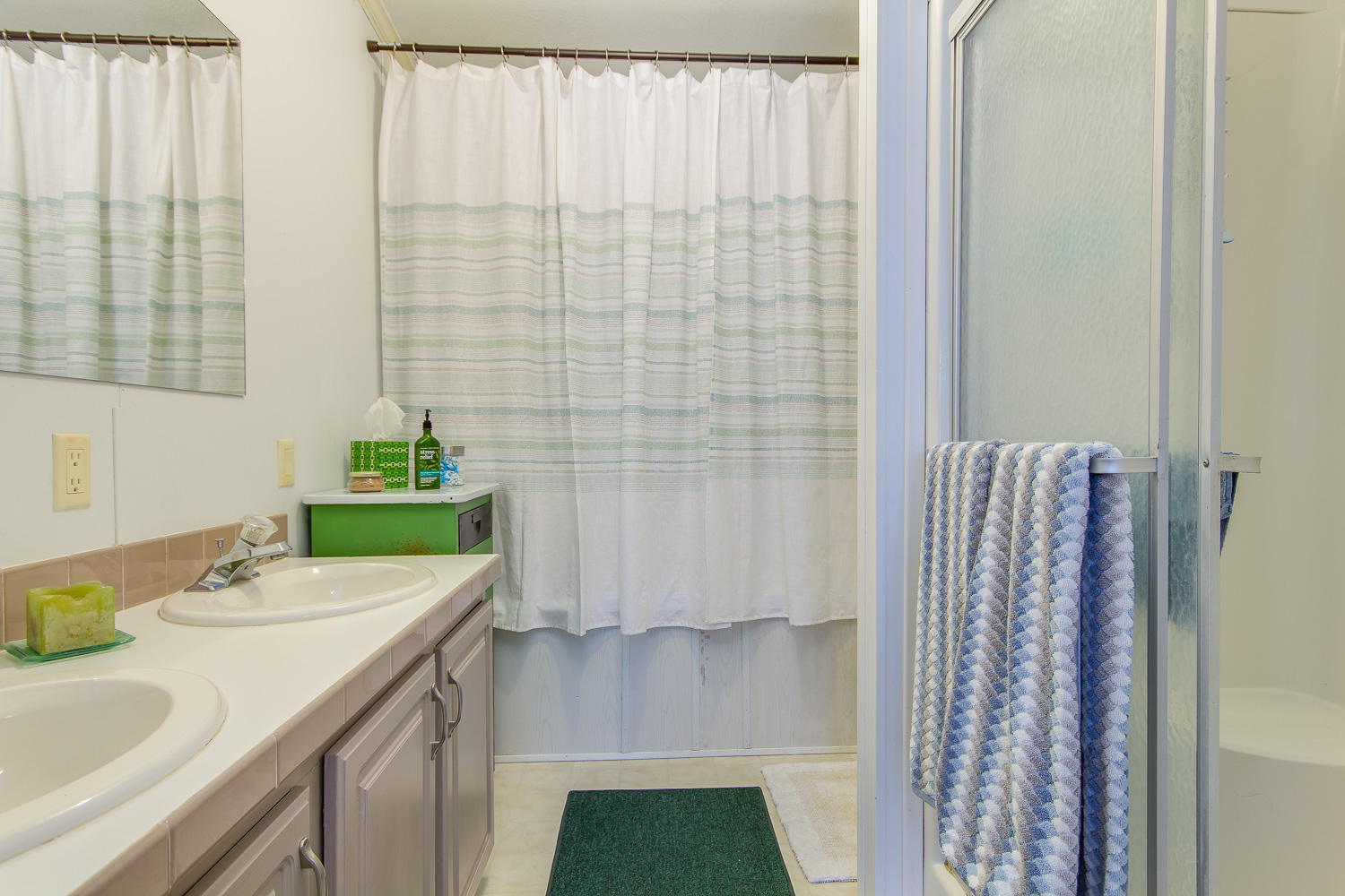 BAYSIDE HEIGHTS RANCHETTES - Residential