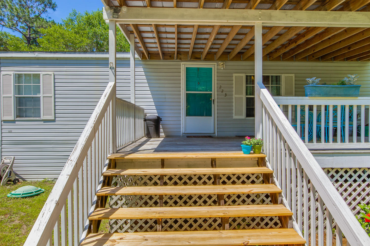 BAYSIDE HEIGHTS RANCHETTES - Residential