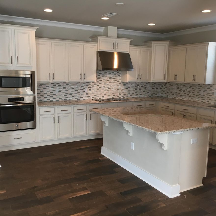 Audubon Point is nestled up next to the Pt. Washington State Forest, less than one mile from Eden Gardens State Park and the public boat launch. A short drive to Publix and the shops of Seaside, and many local golf courses.