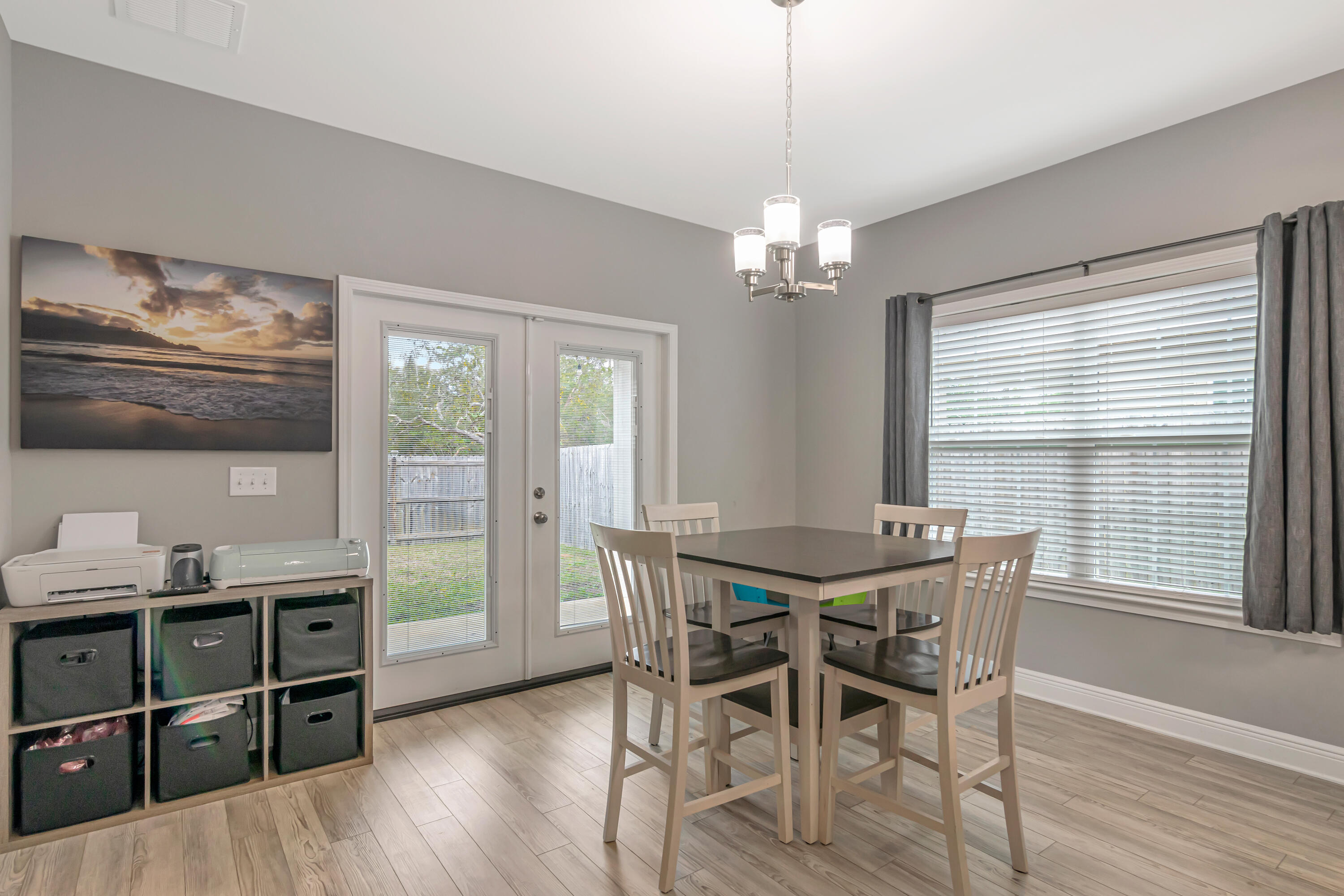CRESCENT SHORES - Residential