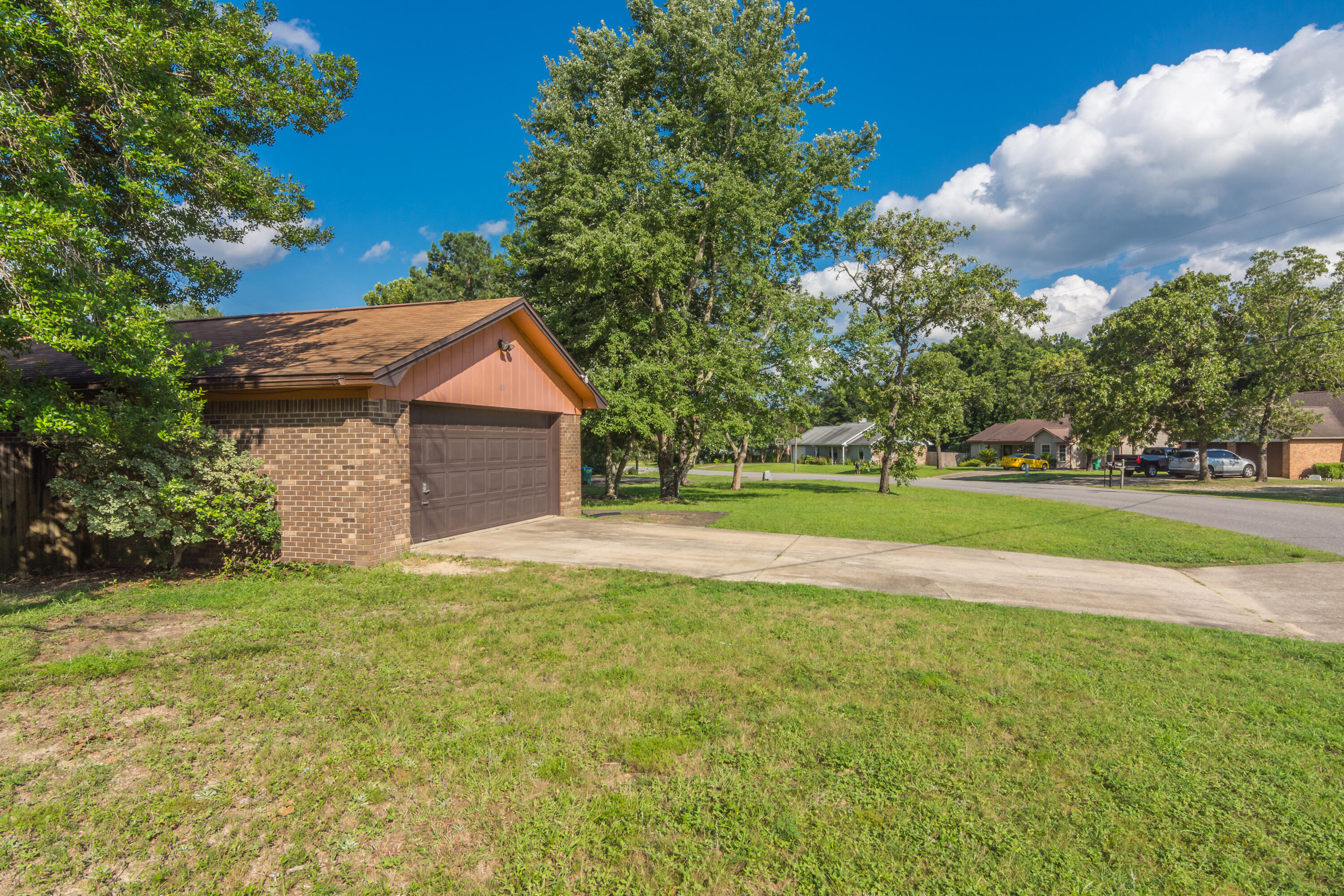 COUNTRYVIEW EST 1ST ADD LOT 88 - Residential