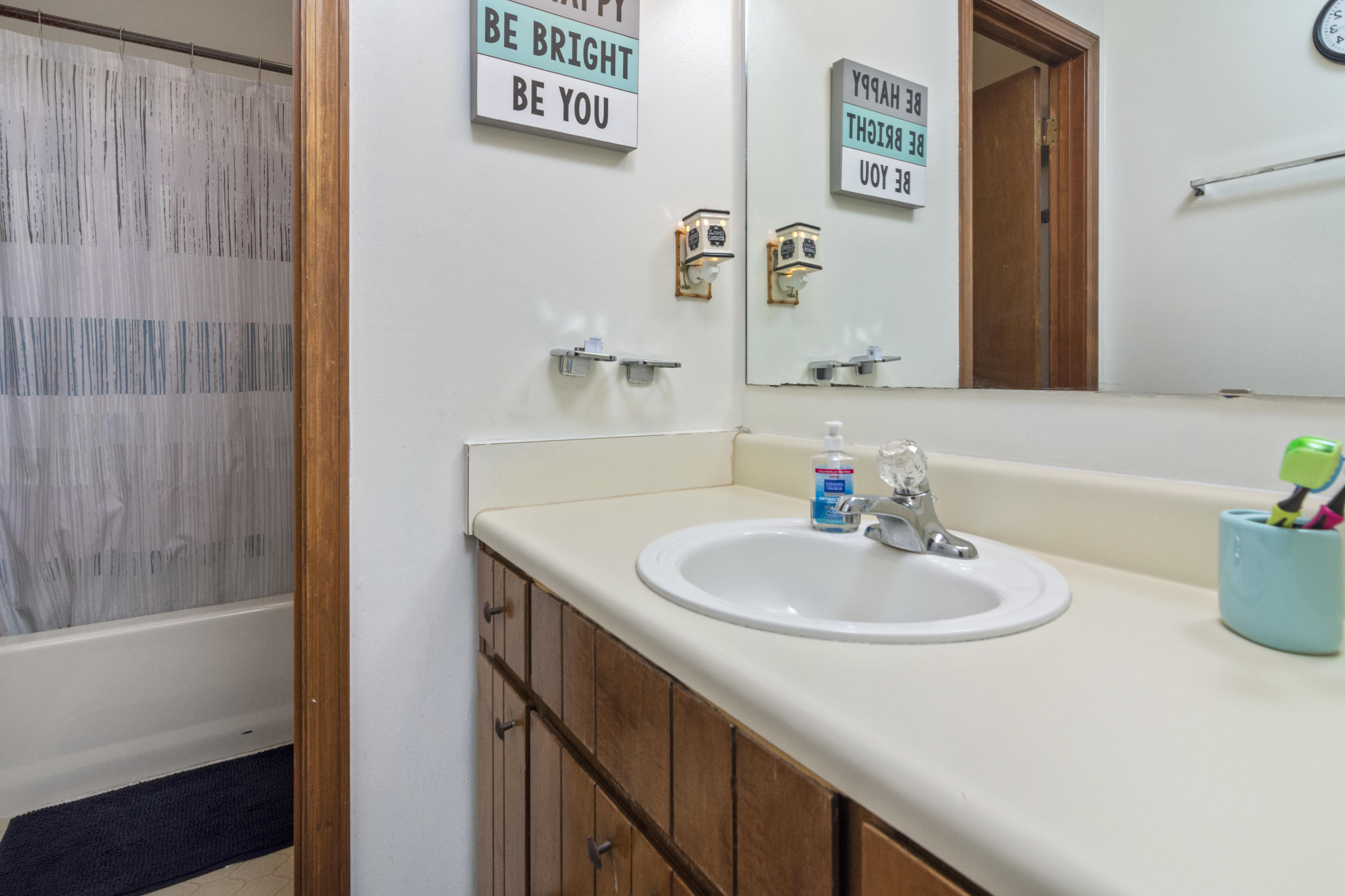 COUNTRYVIEW EST 1ST ADD LOT 88 - Residential