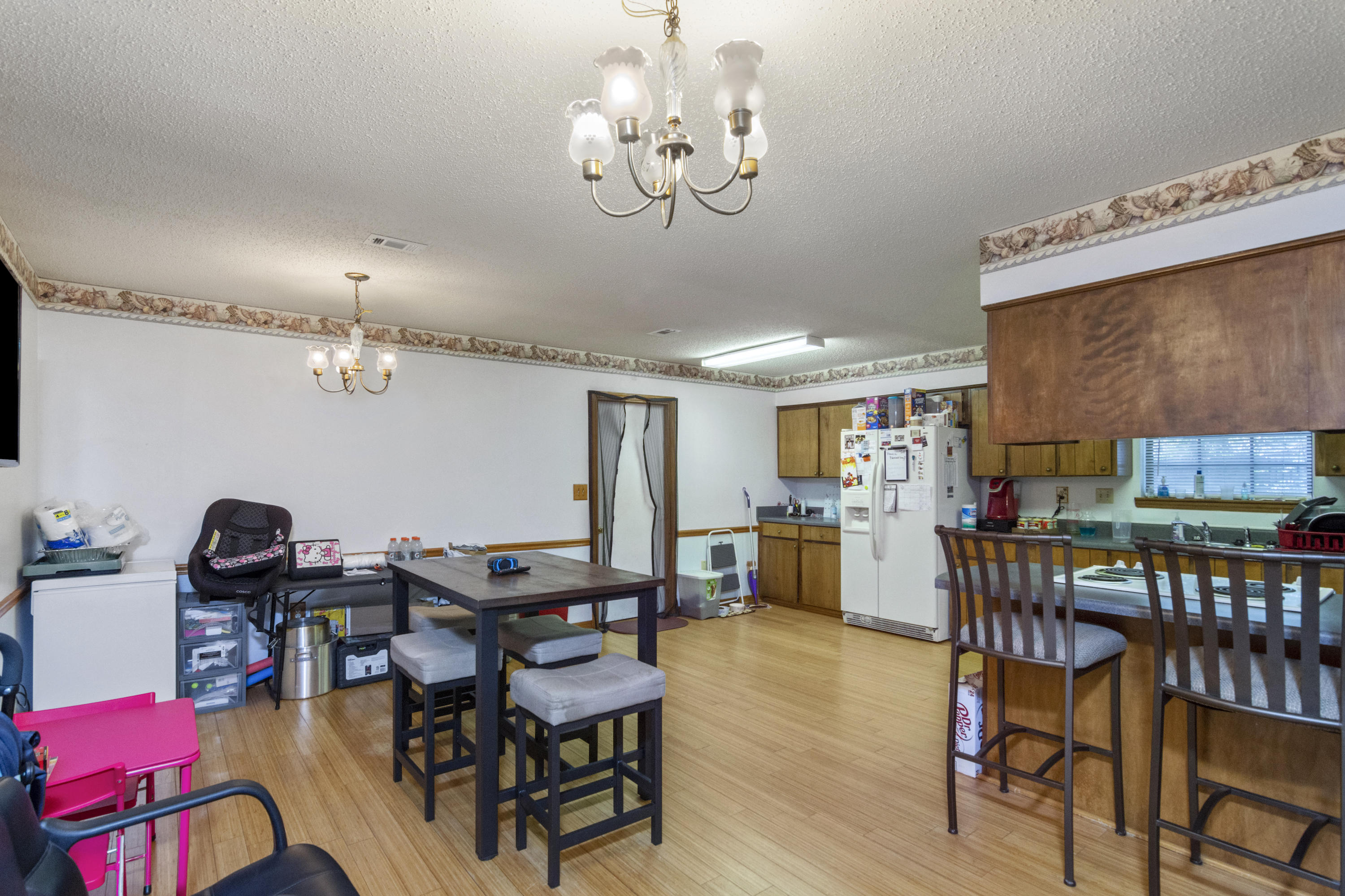 COUNTRYVIEW EST 1ST ADD LOT 88 - Residential