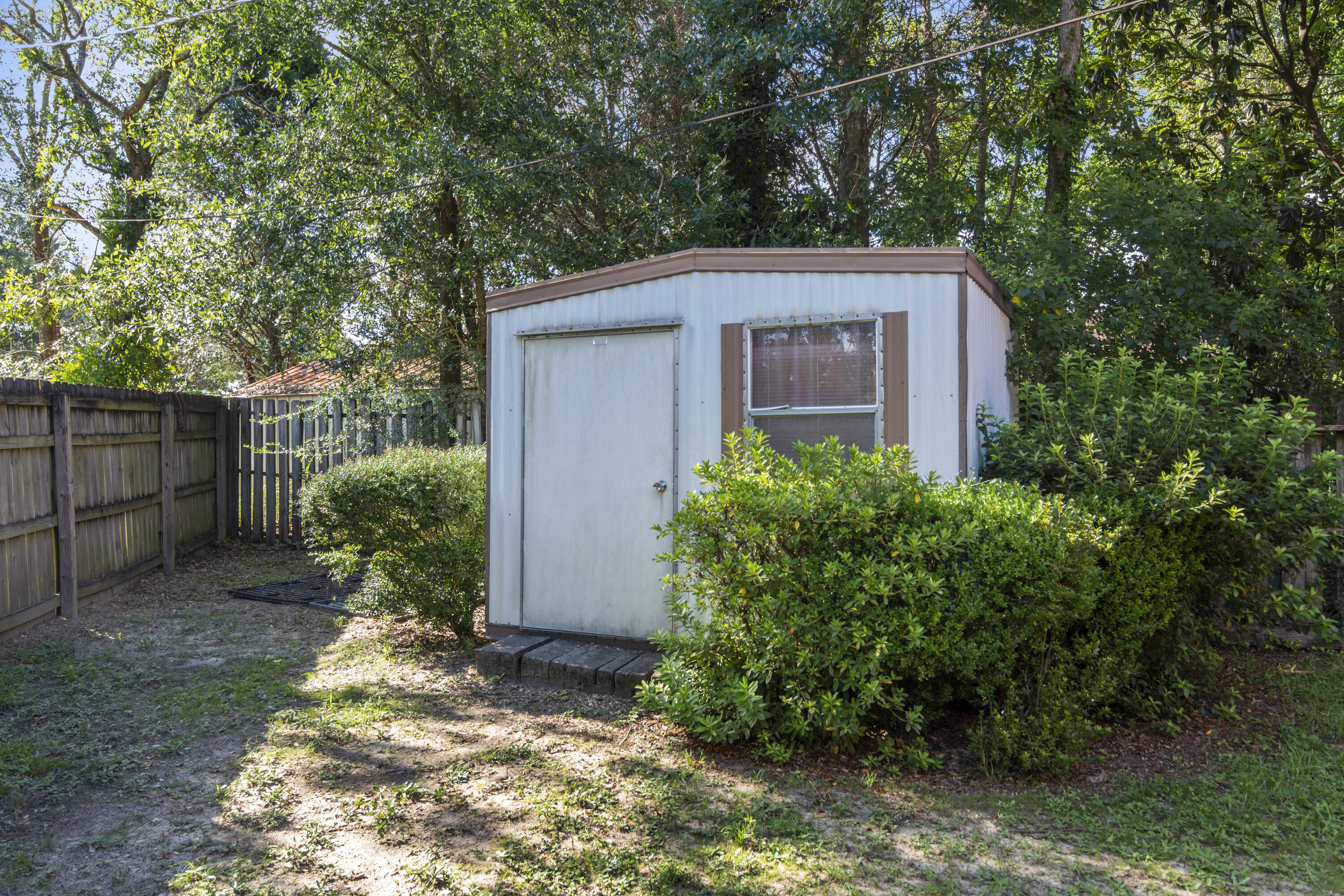 COUNTRYVIEW EST 1ST ADD LOT 88 - Residential