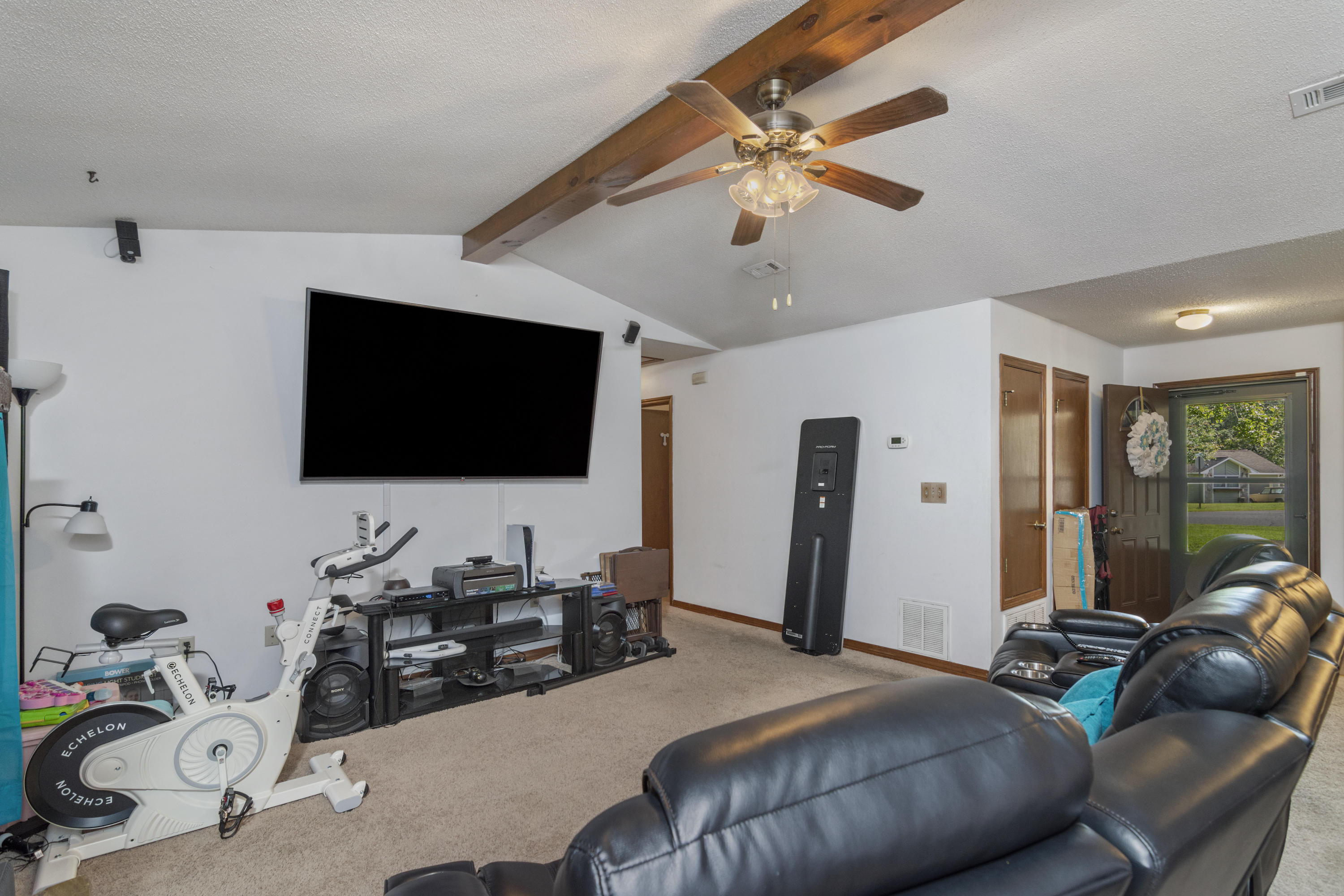 COUNTRYVIEW EST 1ST ADD LOT 88 - Residential