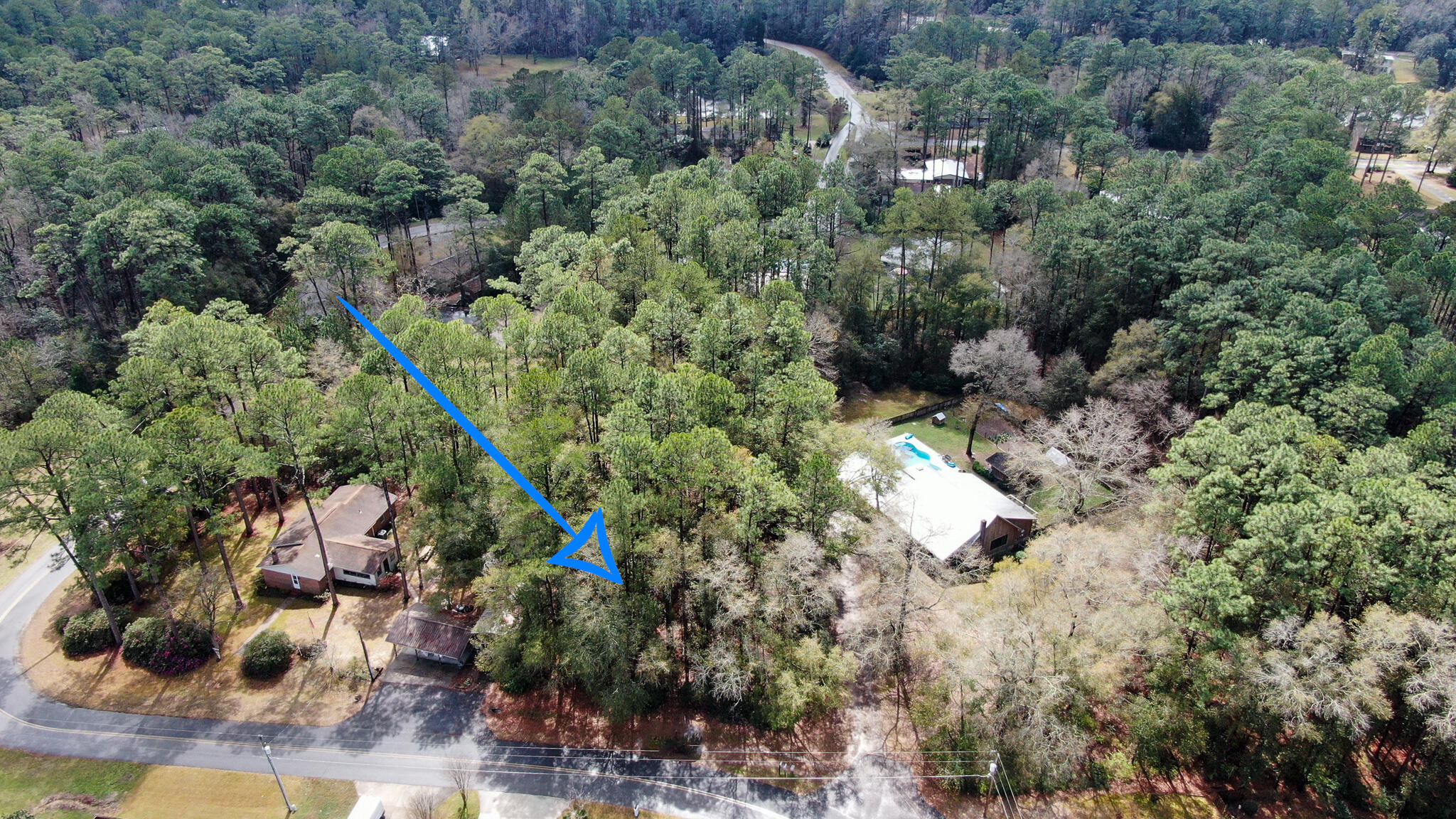 COUNTRY MANOR ESTATES - Land