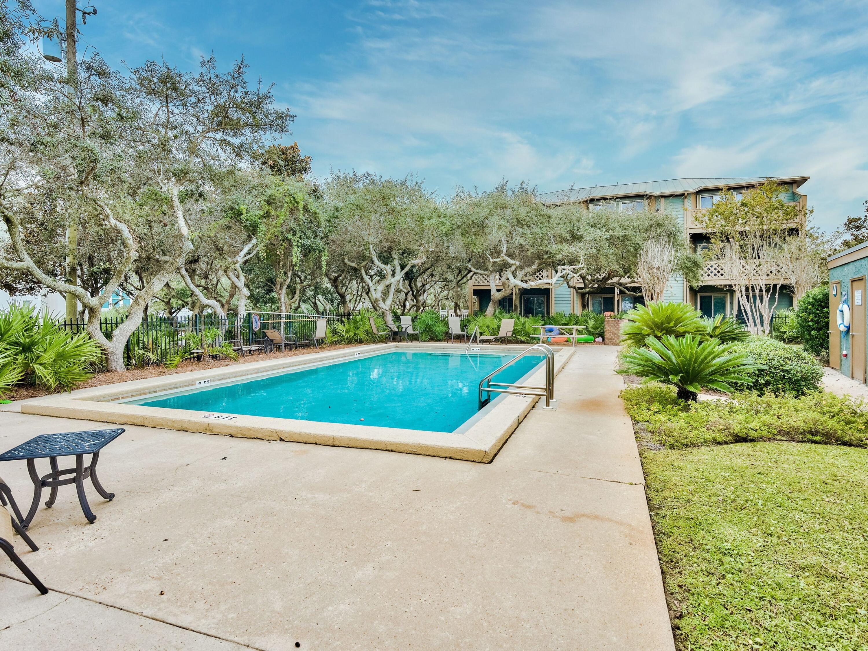 INLET DUNES CONDO PH 1 - Residential