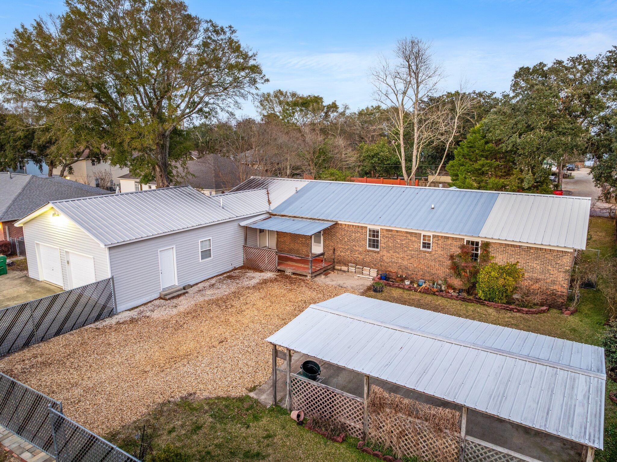 METES & BOUNDS - Residential