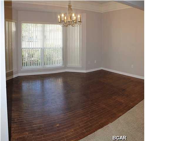 PLANTATION POINT - Residential