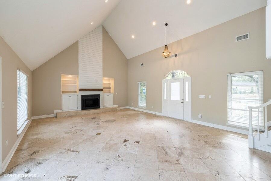 LAKE LORRAINE GARDENS - Residential