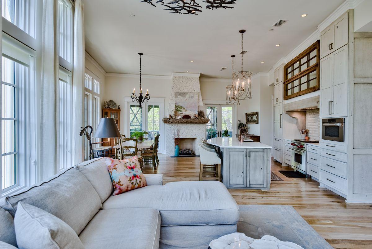 DRAPER LAKE COASTAL VILLAGE - Residential