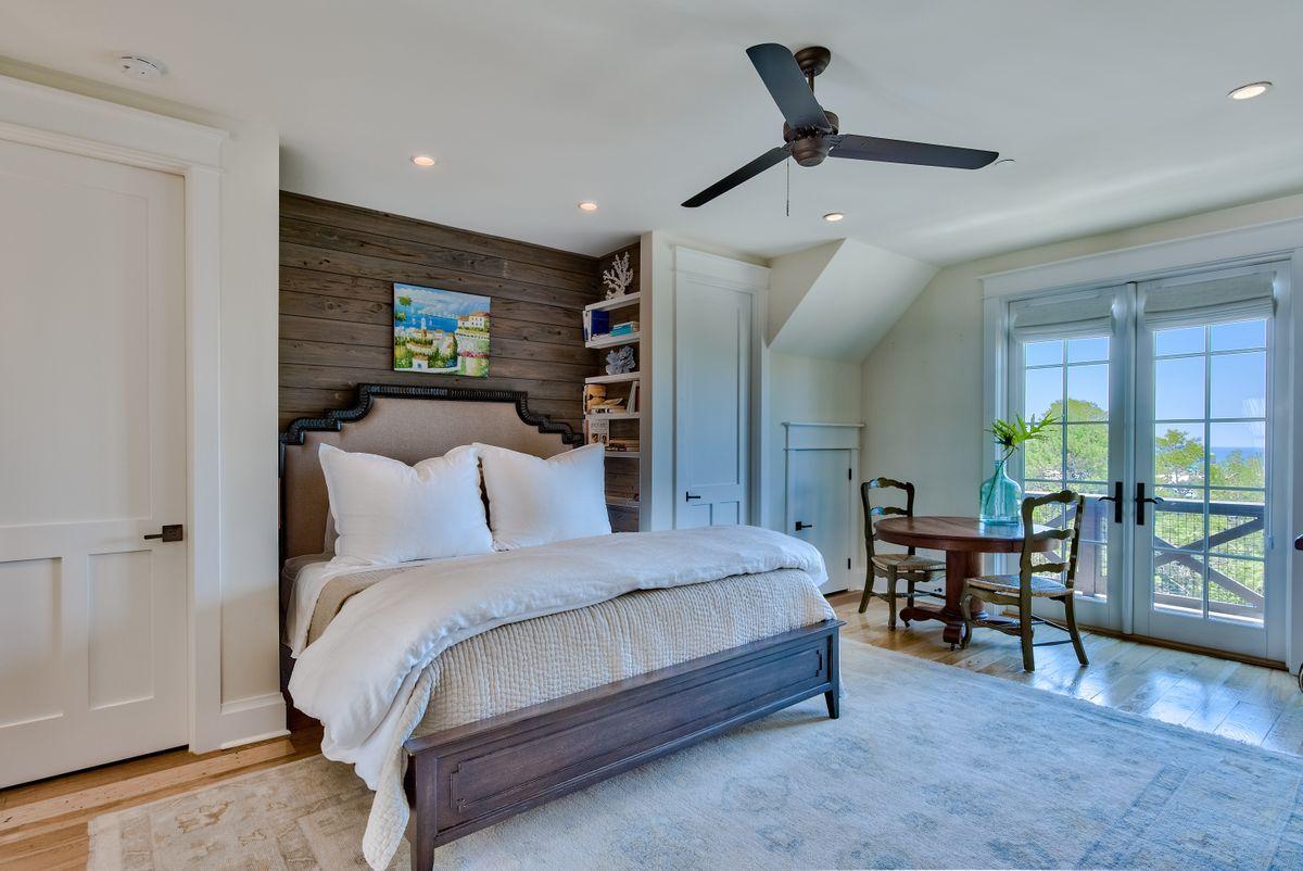 DRAPER LAKE COASTAL VILLAGE - Residential