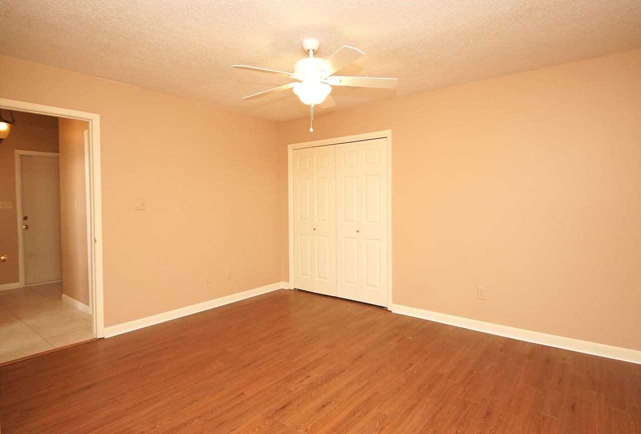 FAIRWAY LAKES PH 2 - Residential