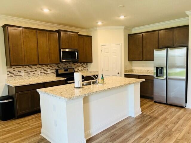 HAMMOCK BAY - Residential Lease