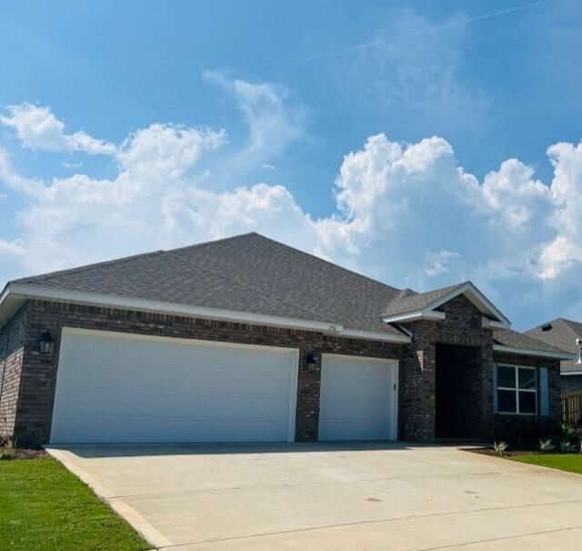 HAMMOCK BAY - Residential Lease