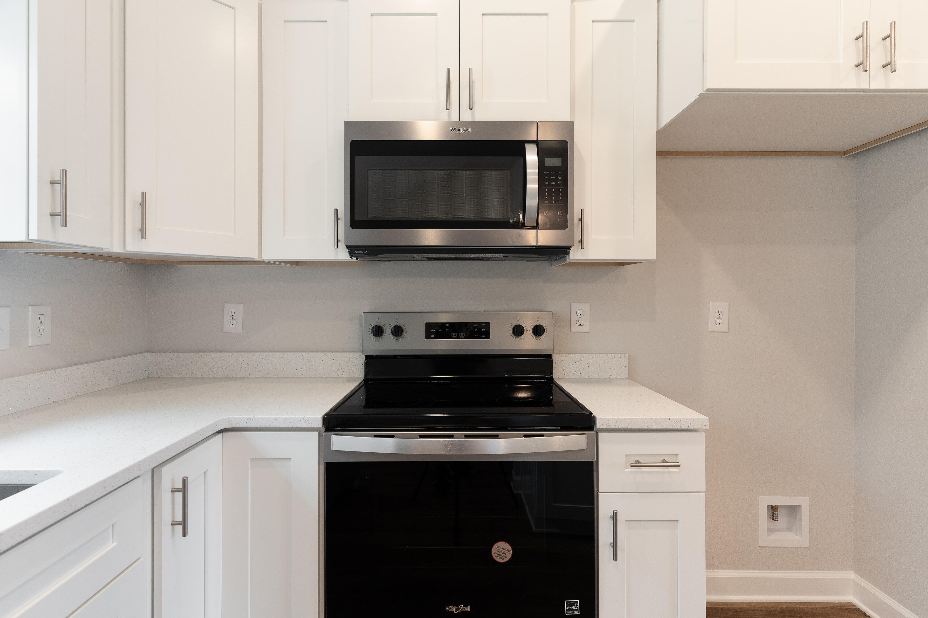 SOUTHERN DAY CHATEAU - Residential