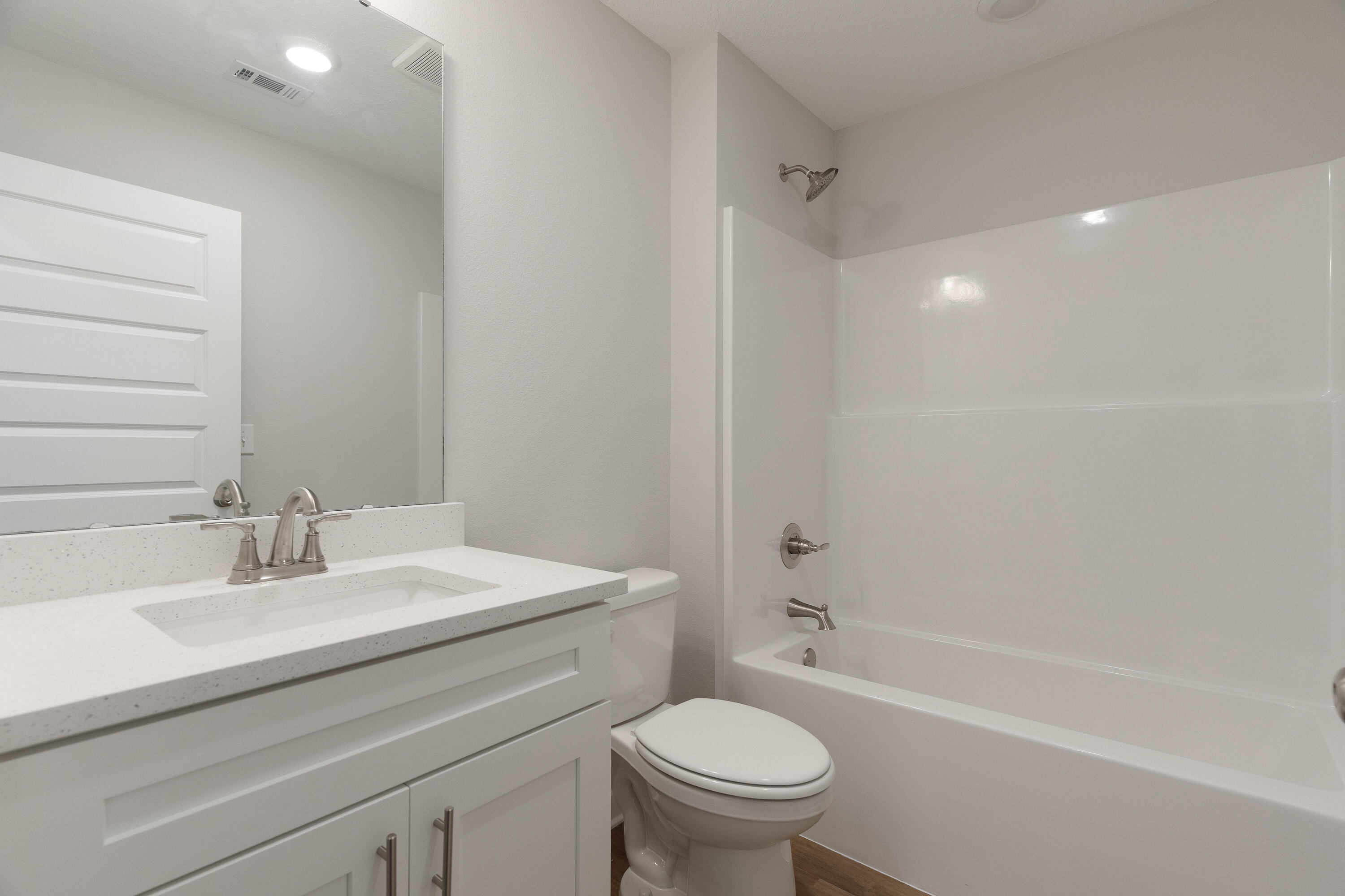 SOUTHERN DAY CHATEAU - Residential