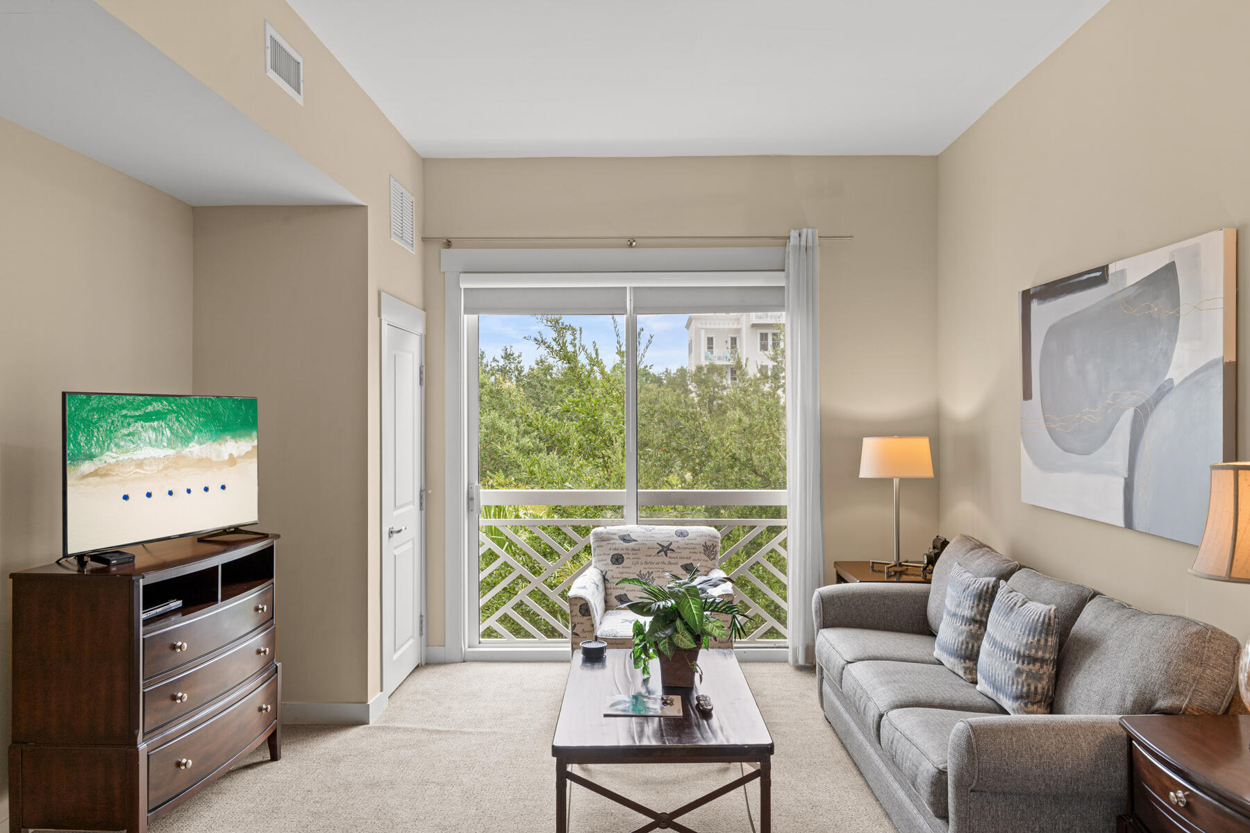 BAHIA CONDO - Residential