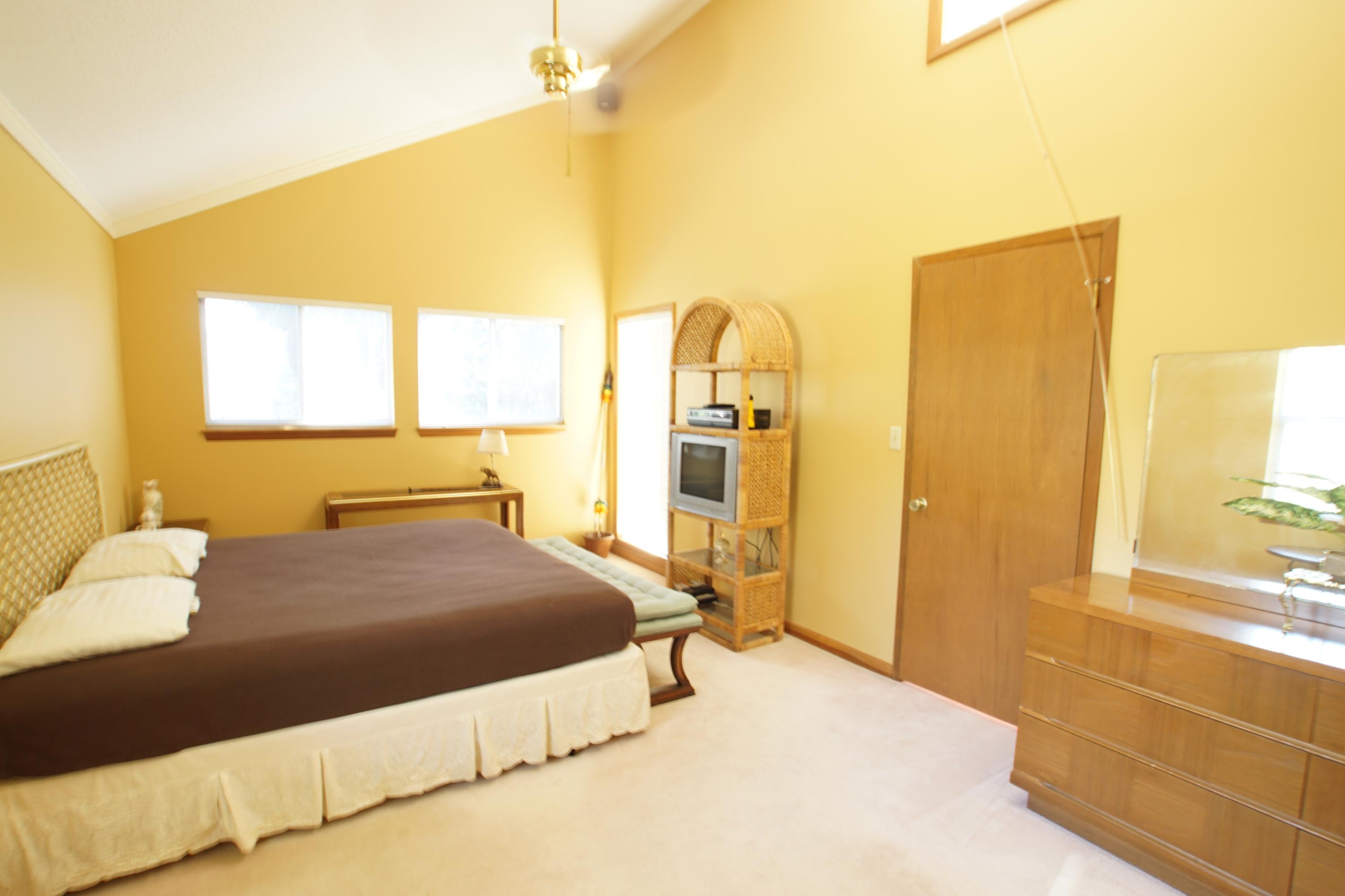 TOWN OF SANTA ROSA - Residential