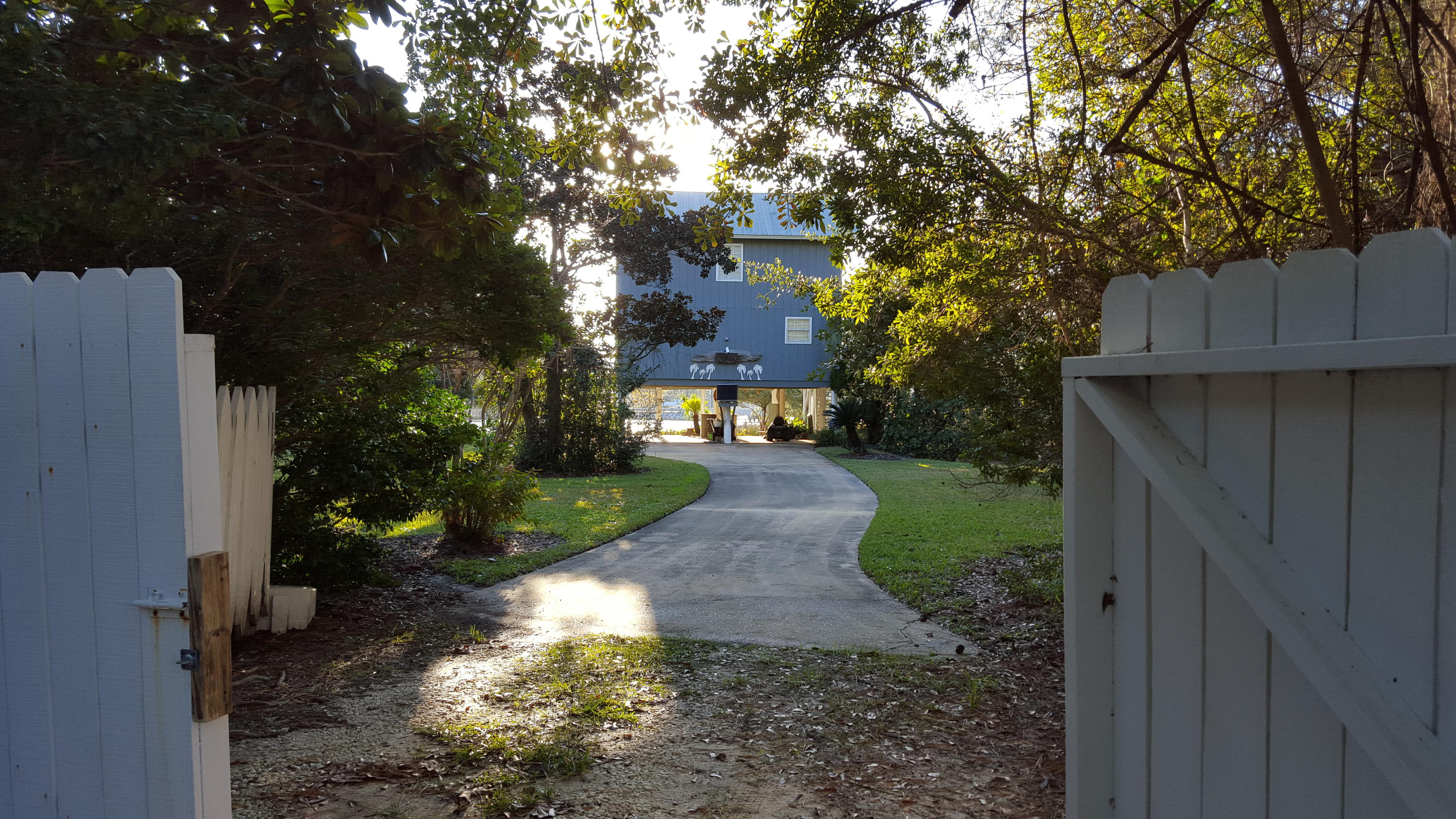 TOWN OF SANTA ROSA - Residential