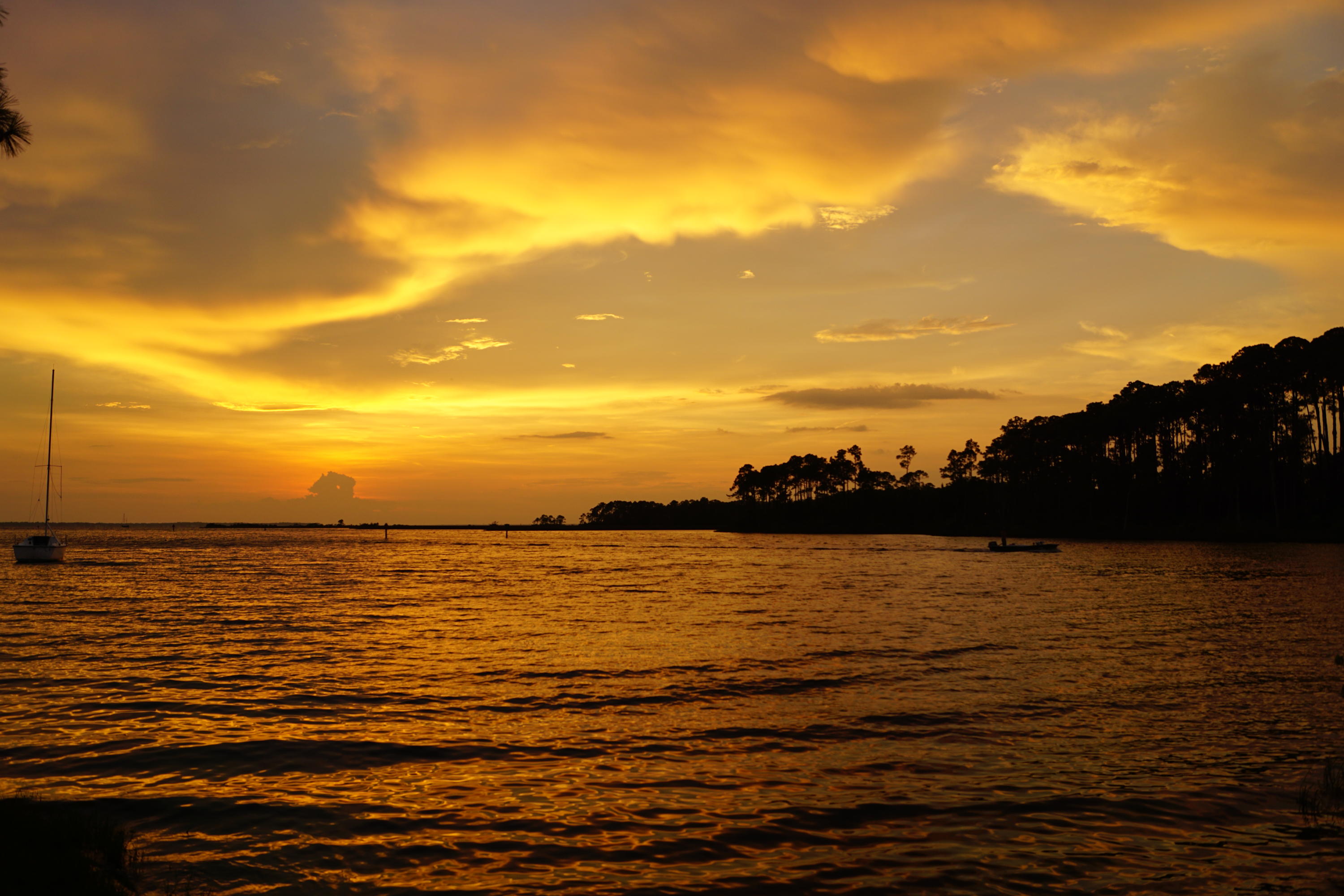 TOWN OF SANTA ROSA - Residential