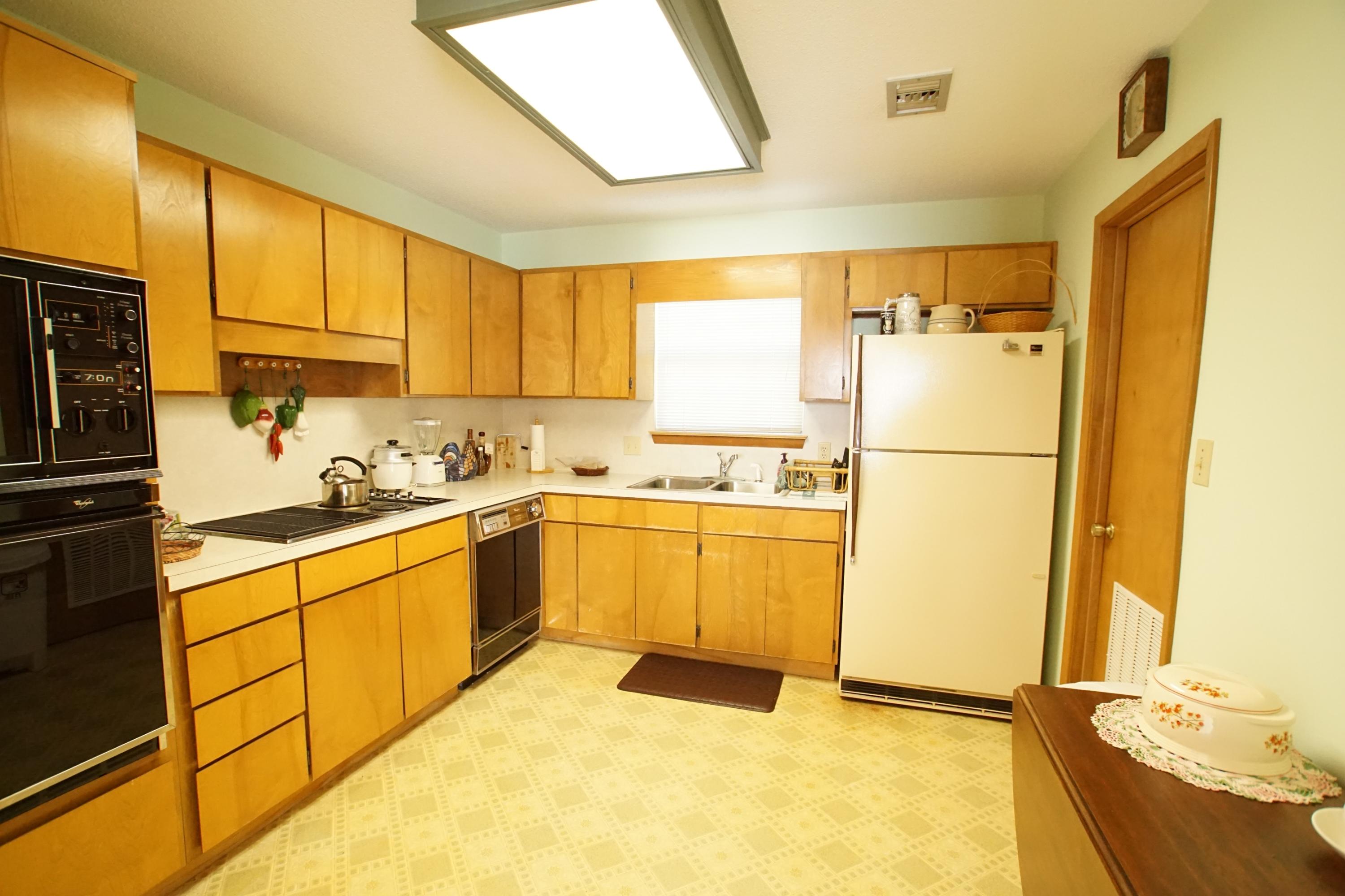 TOWN OF SANTA ROSA - Residential