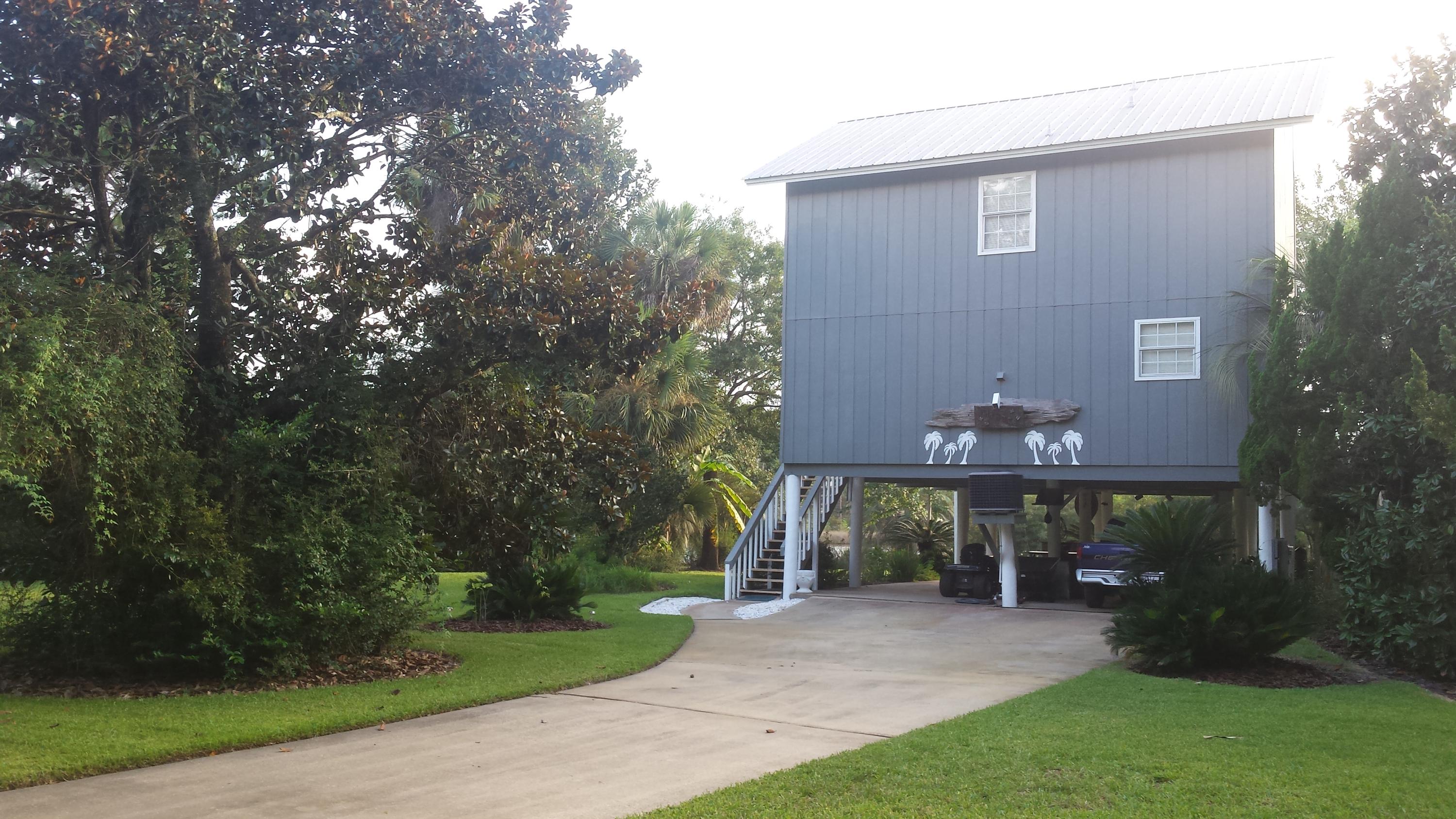 TOWN OF SANTA ROSA - Residential