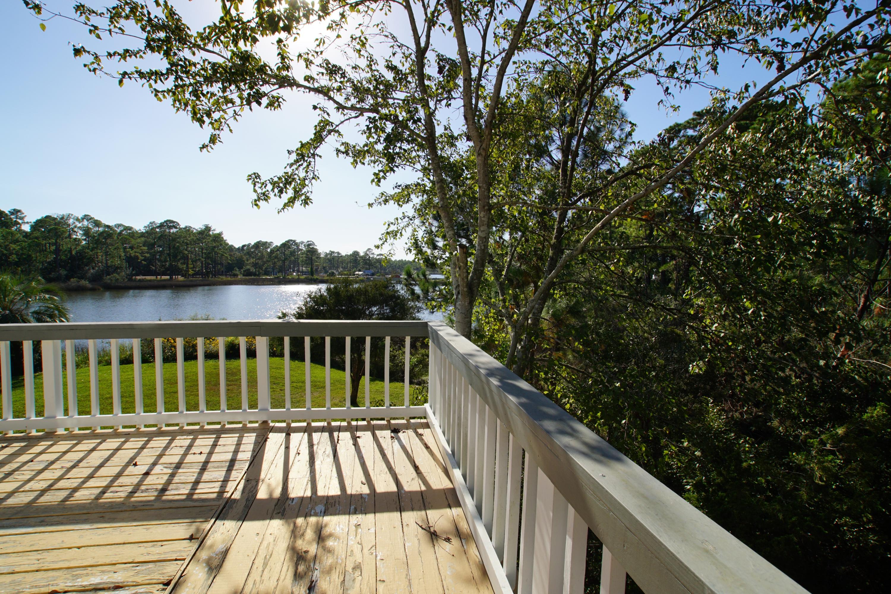 TOWN OF SANTA ROSA - Residential