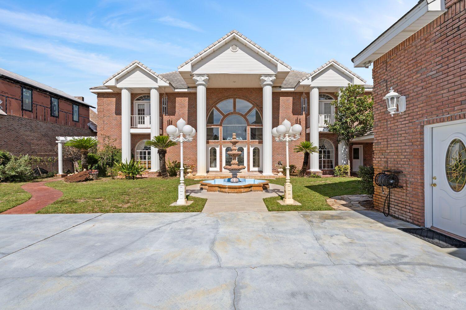 NO RECORDED SUBDIVISION - Residential