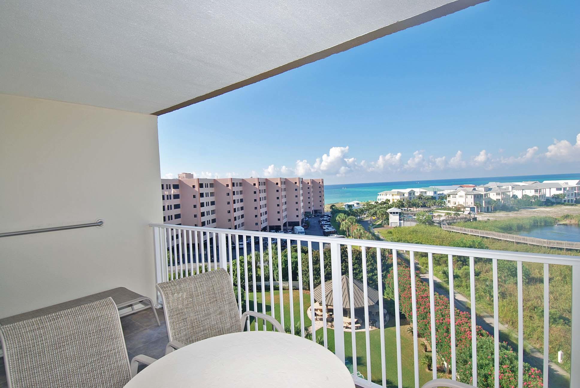 ISLANDER CONDO PH 2 - Residential
