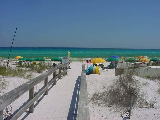 ISLANDER CONDO PH 2 - Residential