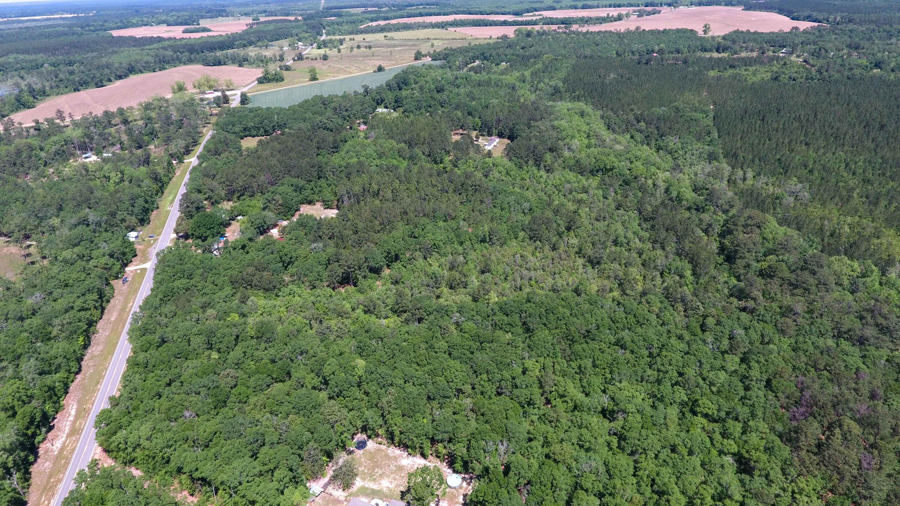 METES & BOUNDS - Land