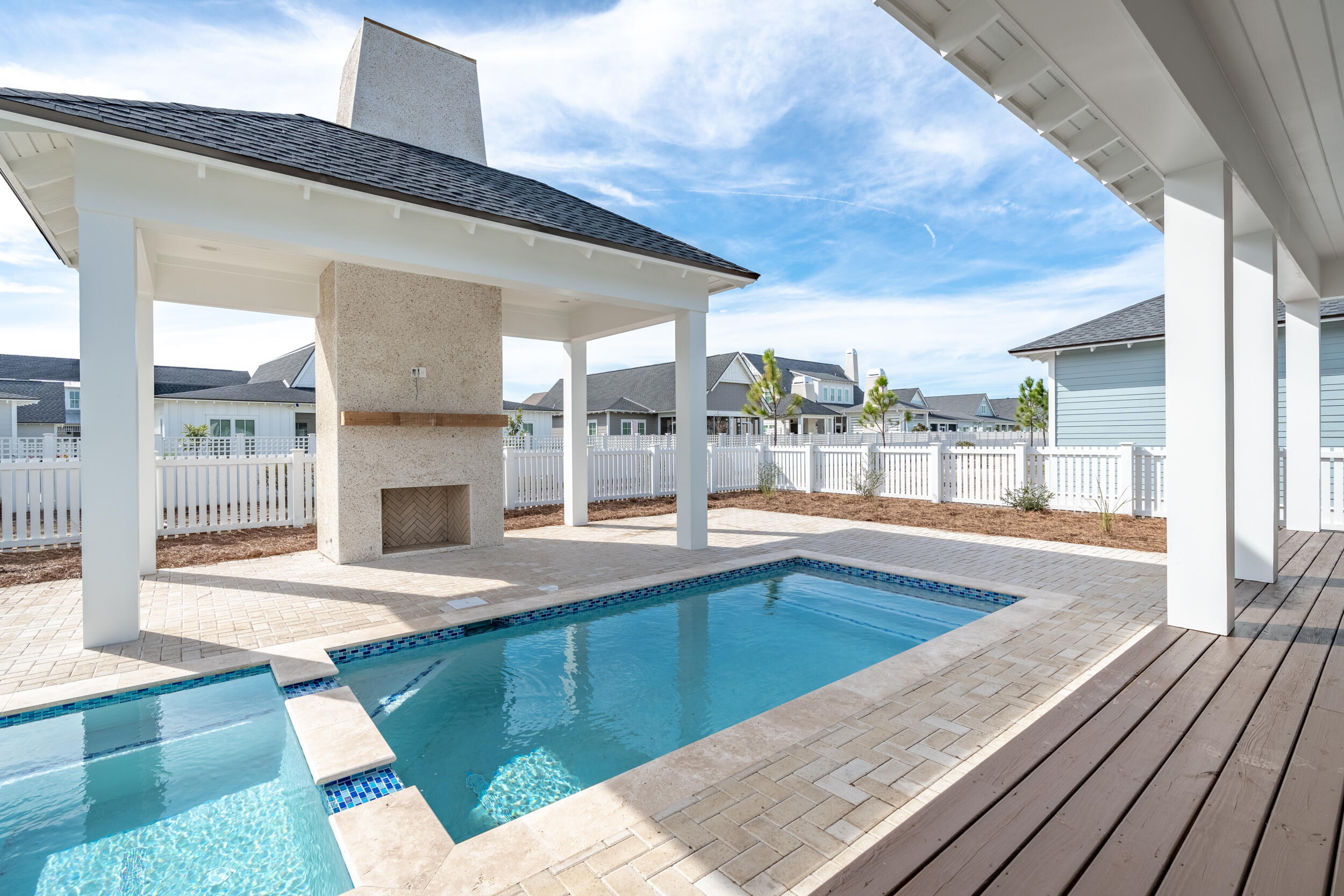 WATERSOUND ORIGINS - Residential