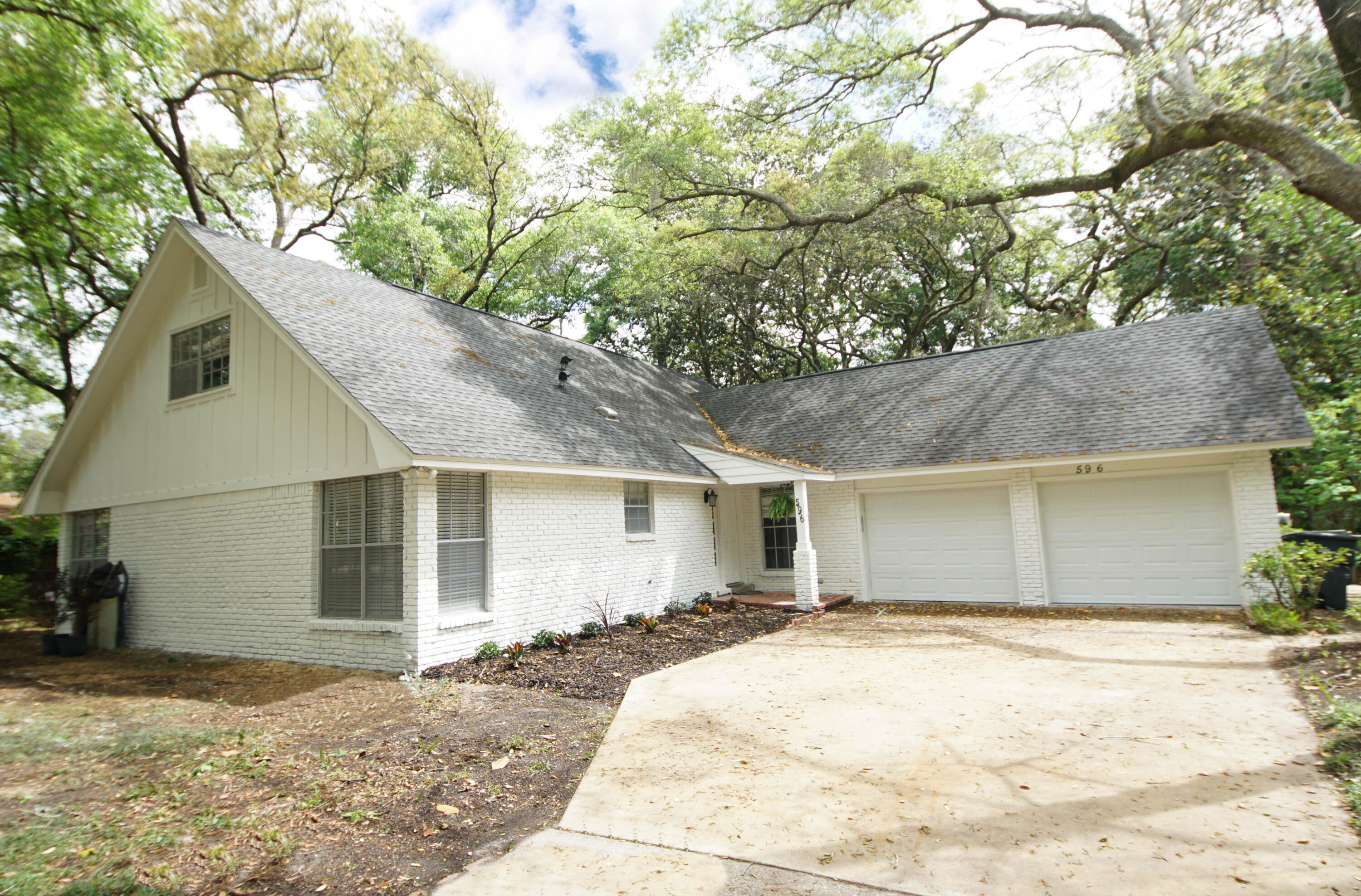 Renovated, 2 story home in the Desirable Kenwood Neighborhood! Pets allowed / restrictions apply. 12 month lease! This home sits on a beautiful tree lined street. There are 5 bedrooms, 3 full baths and 3023 sq ft (includes Florida room and Walk in Pantry). The exterior of the home has recently been painted, there is a 2 car garage, and a large shed in the fenced back yard! The 30 year dimensional shingle roof was installed in year 2017, the Navien tankless hot water heater was installed in 2015, the water softener is approximately 9 years old and the HVAC system age is 2013 yr. The kitchen and bathrooms have been updated.