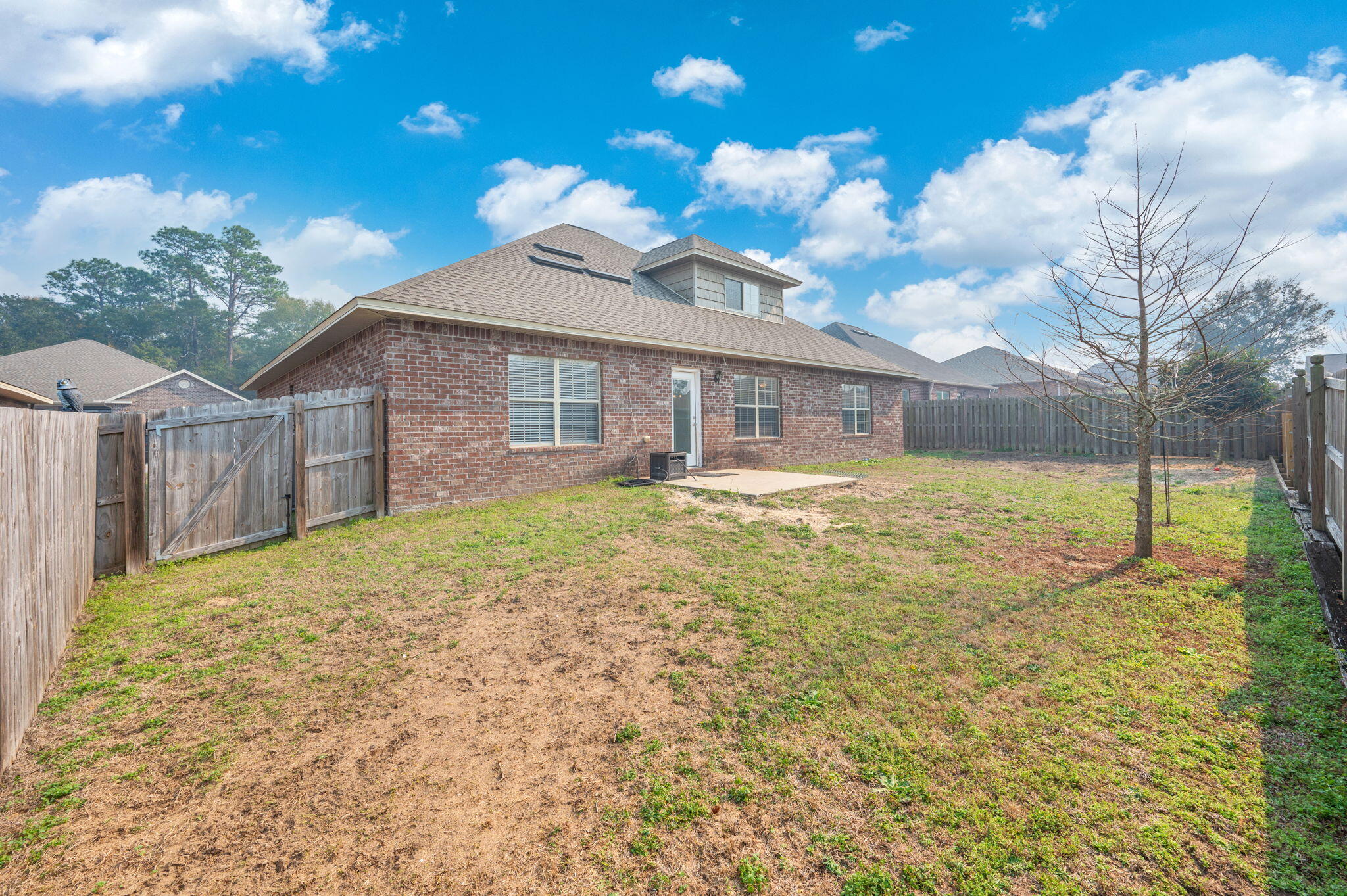 DUGGAN POND ESTATES - Residential