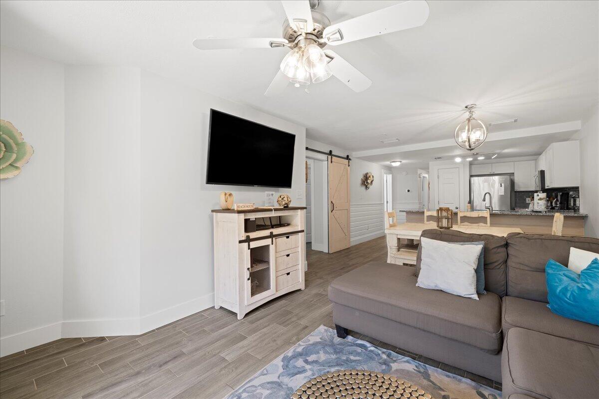 CIBONEY CONDO - Residential