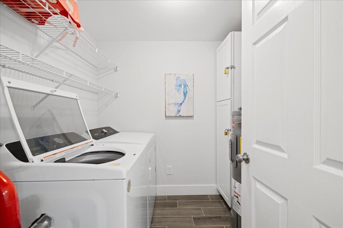 CIBONEY CONDO - Residential