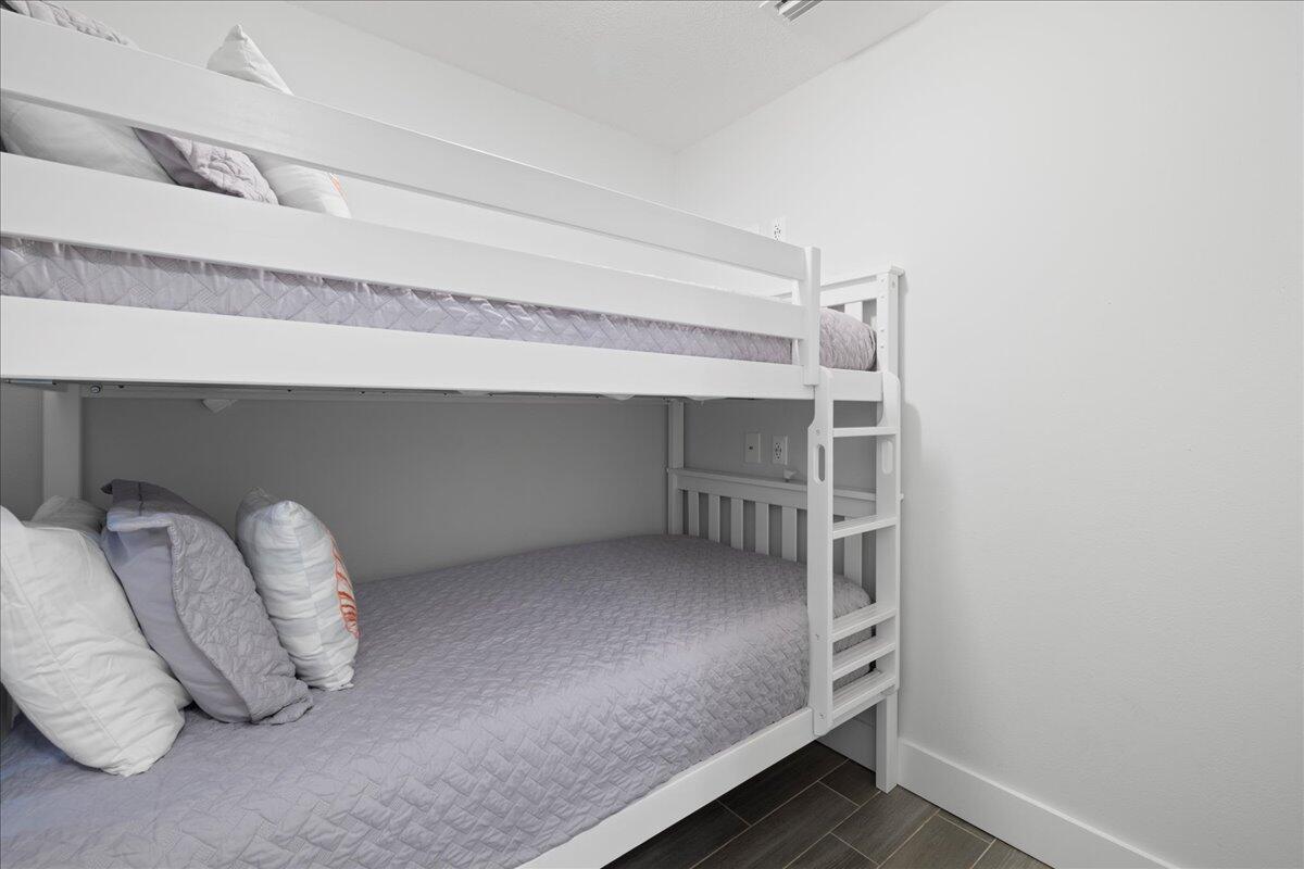 CIBONEY CONDO - Residential