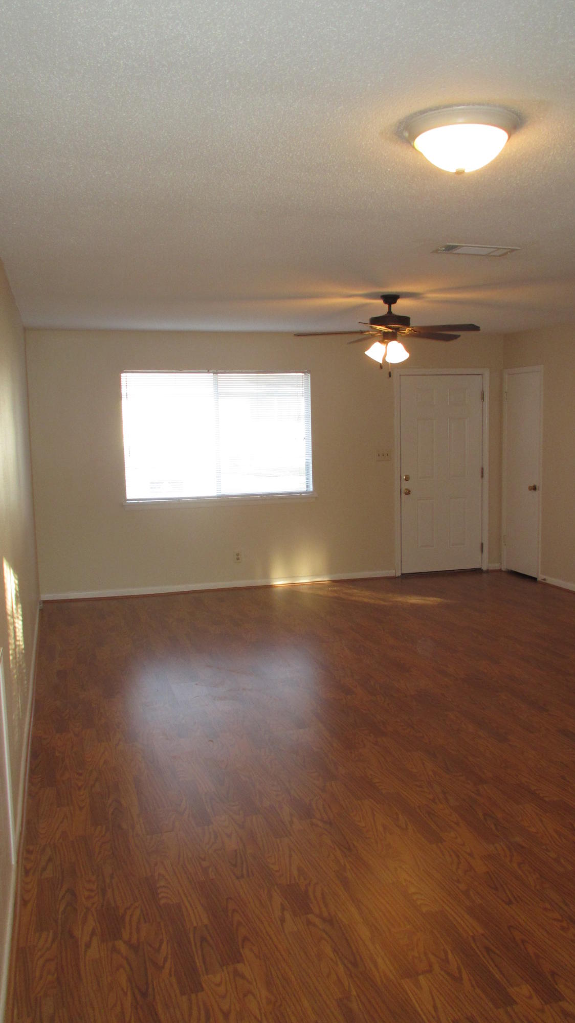 SUNSET STRIP - Residential Lease