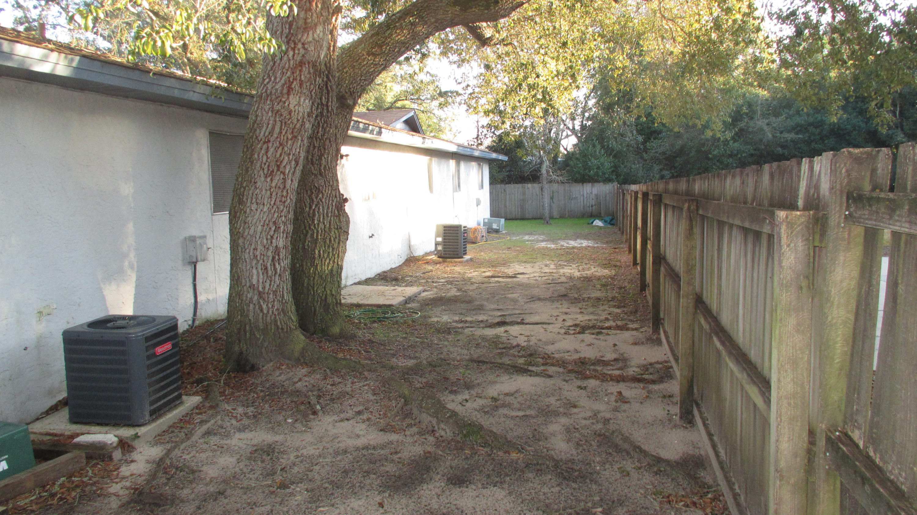 SUNSET STRIP - Residential Lease