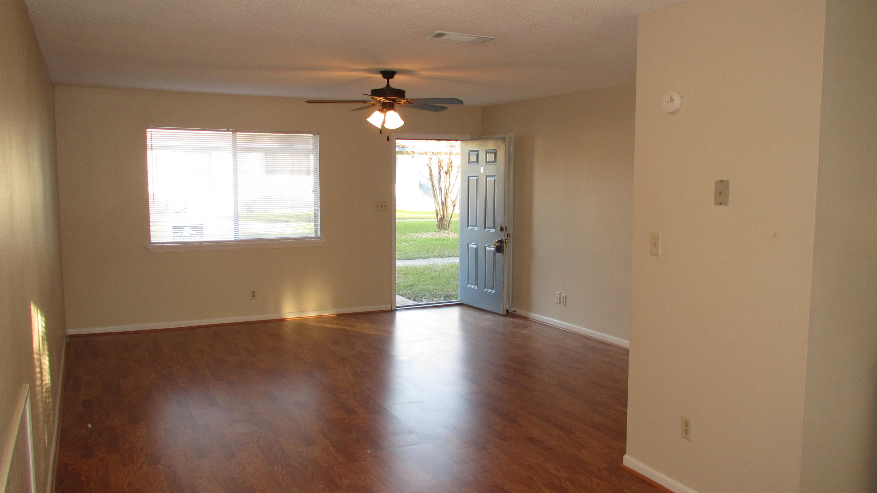 SUNSET STRIP - Residential Lease