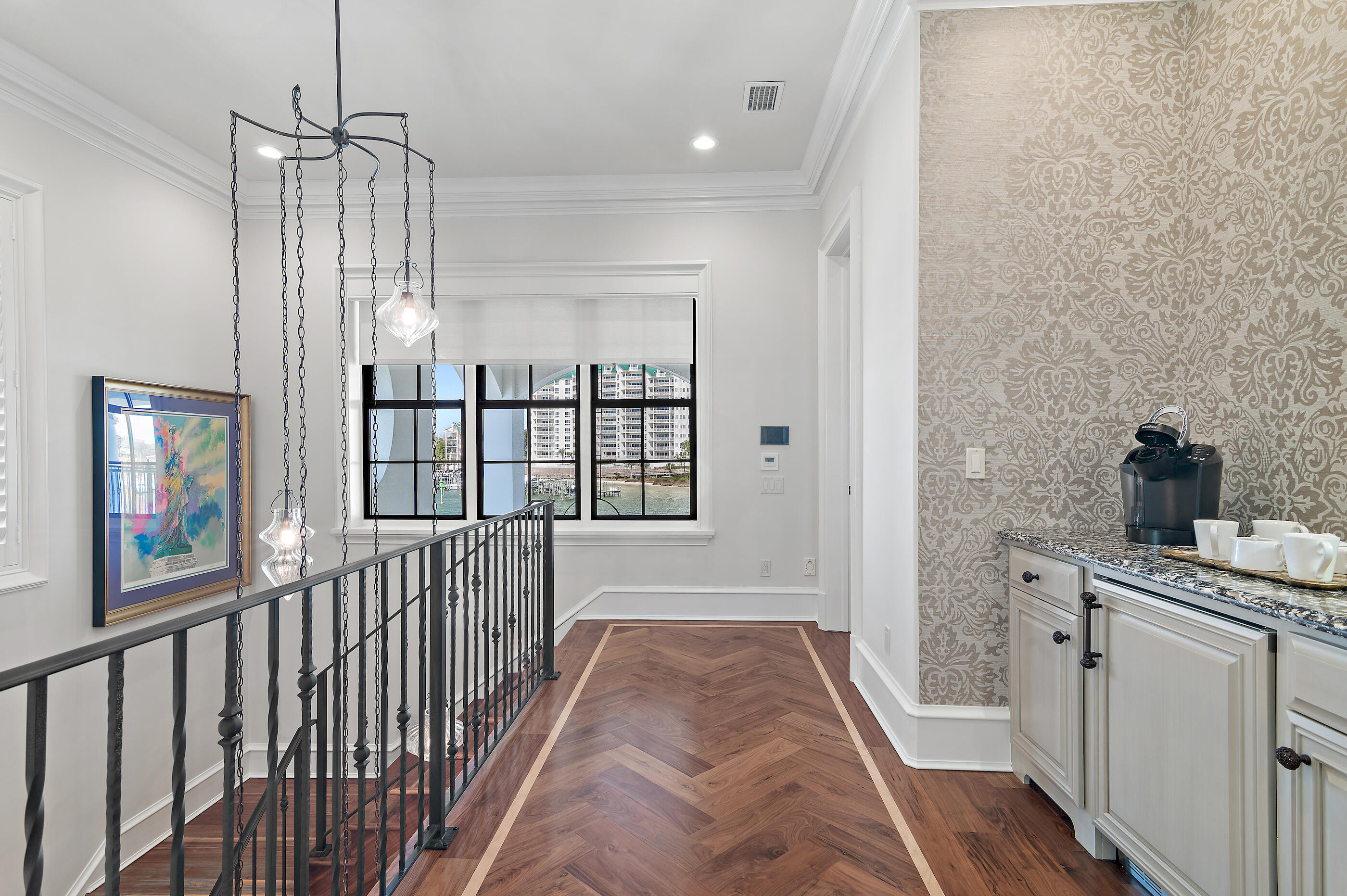 HOLIDAY ISLE - Residential